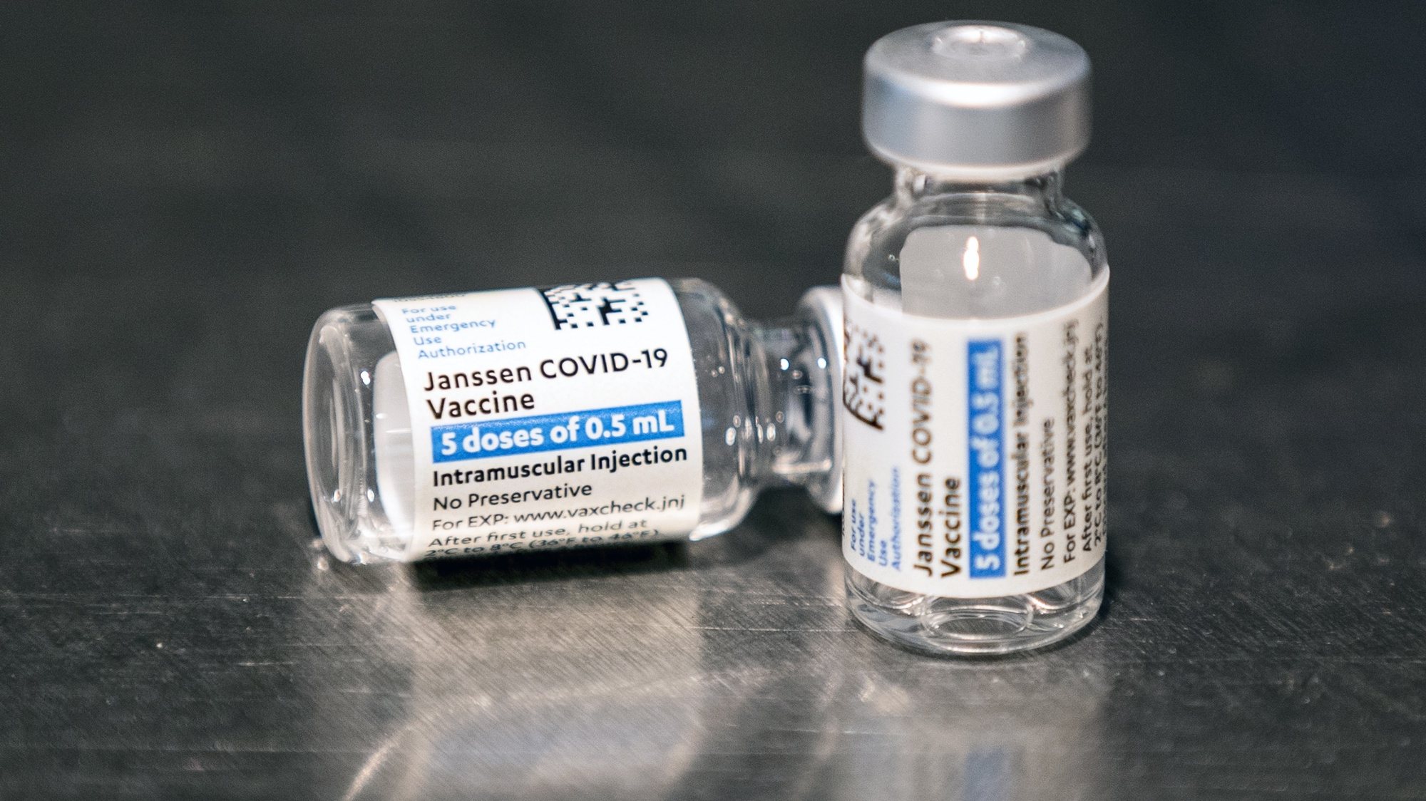 epa09184133 Vials of the Janssen (Pharmaceutical Companies of Johnson &amp; Johnson) vaccine against Covid-19 are displayed during a vaccination operation organized by the Los Angeles Football Club at the Bank of California Stadium in Los Angeles, California, USA, 07 May 2021. Los Angeles Football Club has announced that vaccinated fans will receive a 20% discount on merchandise at the LAFC team store.  EPA/ETIENNE LAURENT