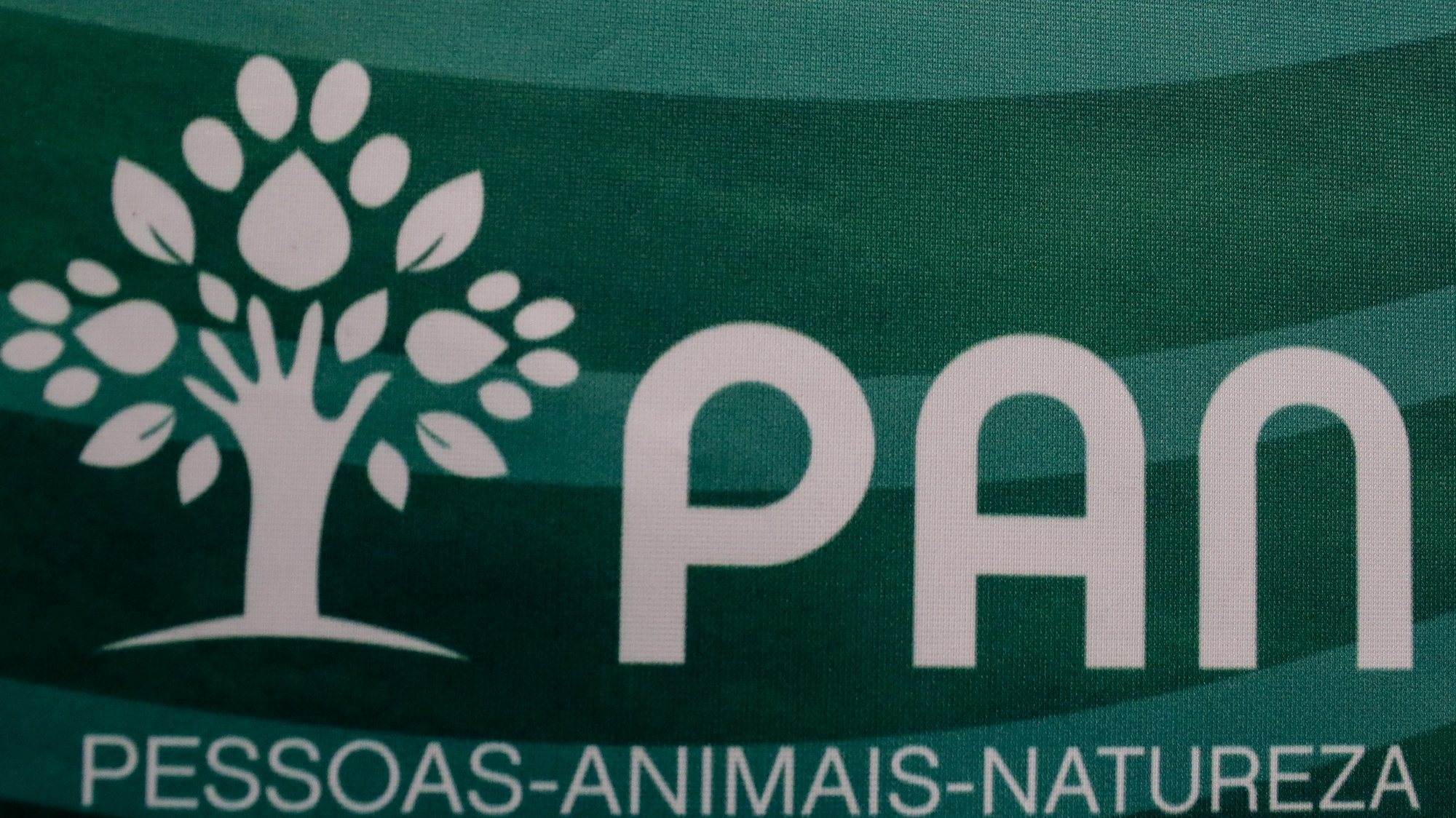Logotipo do partido Pessoas Animais Natureza (PAN), 08 de novembro de 2021. TIAGO PETINGA/LUSA