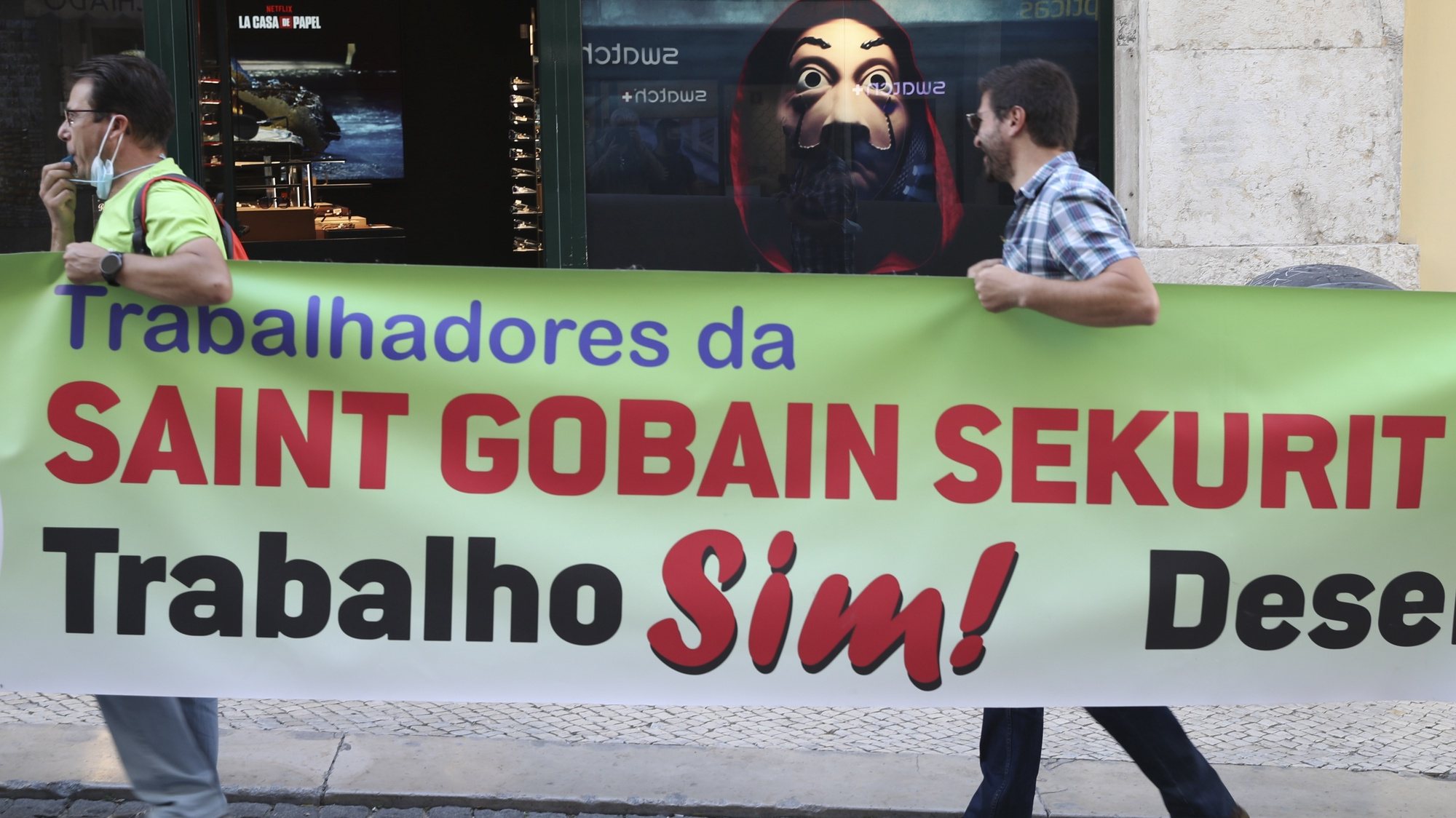 Trabalhadores da Saint-Gobain Sekurit Portugal realizam &quot;Marcha pelo Emprego e pela Produção Nacional&quot;