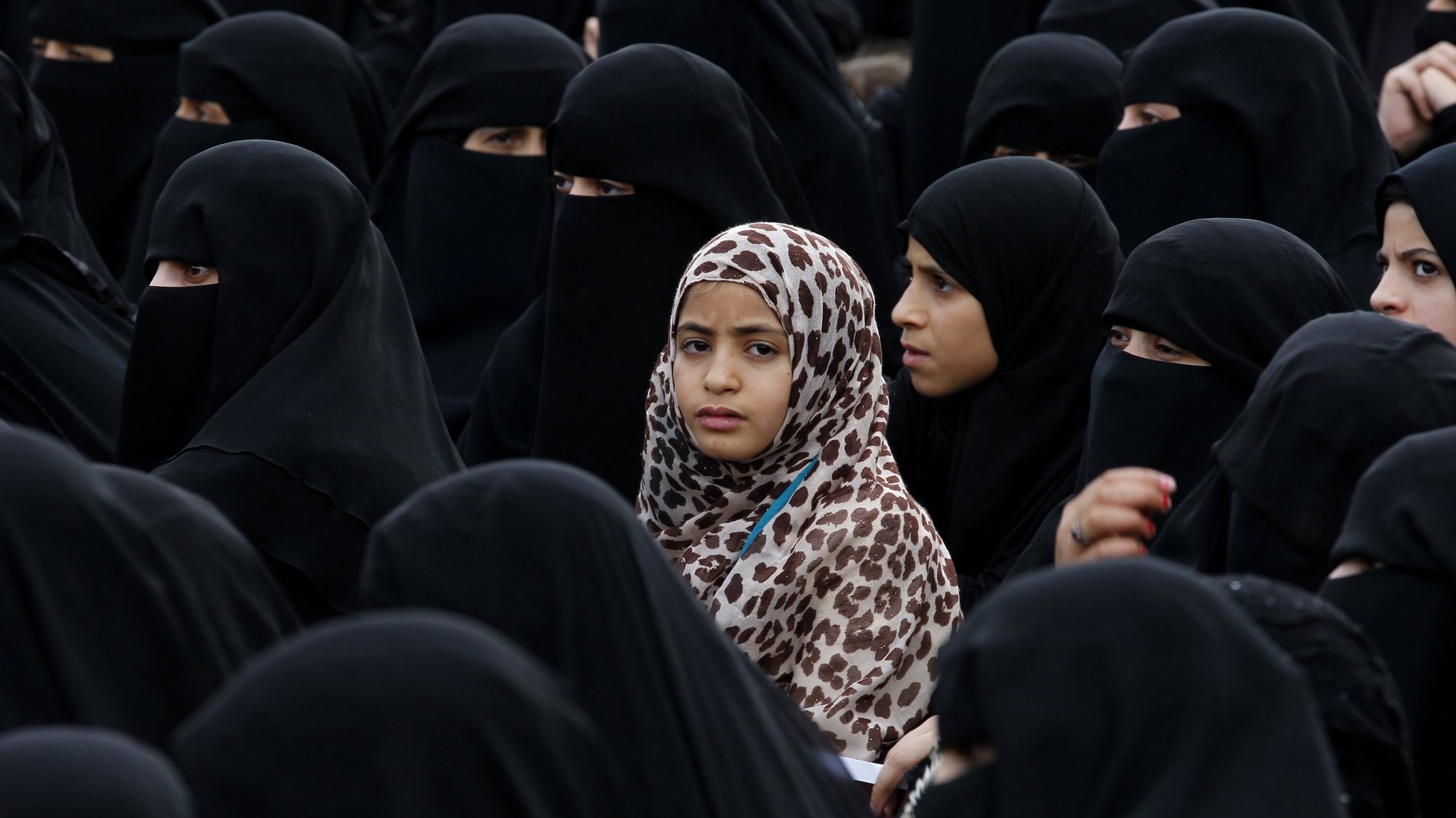 epa06046339 Houthi female supporters attend an anti-Israel rally marking Al-Quds Day (Jerusalem Day) in Sana&#039;a, Yemen, 23 June 2017. Many Muslim countries mark Al-Quds day, an annual day of protest decreed in 1979 by the late Iranian ruler Ayatollah Khomeini, on the last Friday of the holy fasting month of Ramadan to demand the end of Israeli occupation of Jerusalem and for the establishment of an independent state of Palestine.  EPA/YAHYA ARHAB