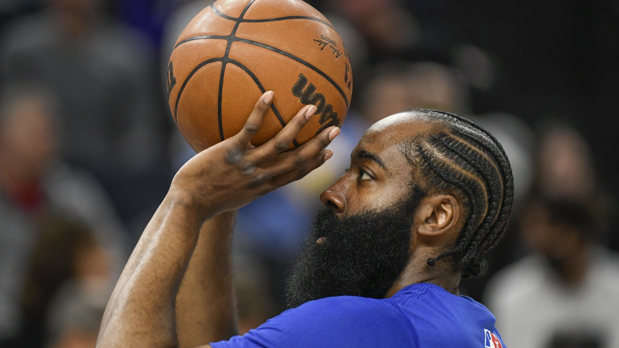 epa09785739 Philadelphia 76ers guard James Harden warms up before the NBA basketball game between the Philadelphia 76ers and the Minnesota Timberwolves at Target Center in Minneapolis, Minnesota, USA, 25 February 2022.  EPA/CRAIG LASSIG  SHUTTERSTOCK OUT
