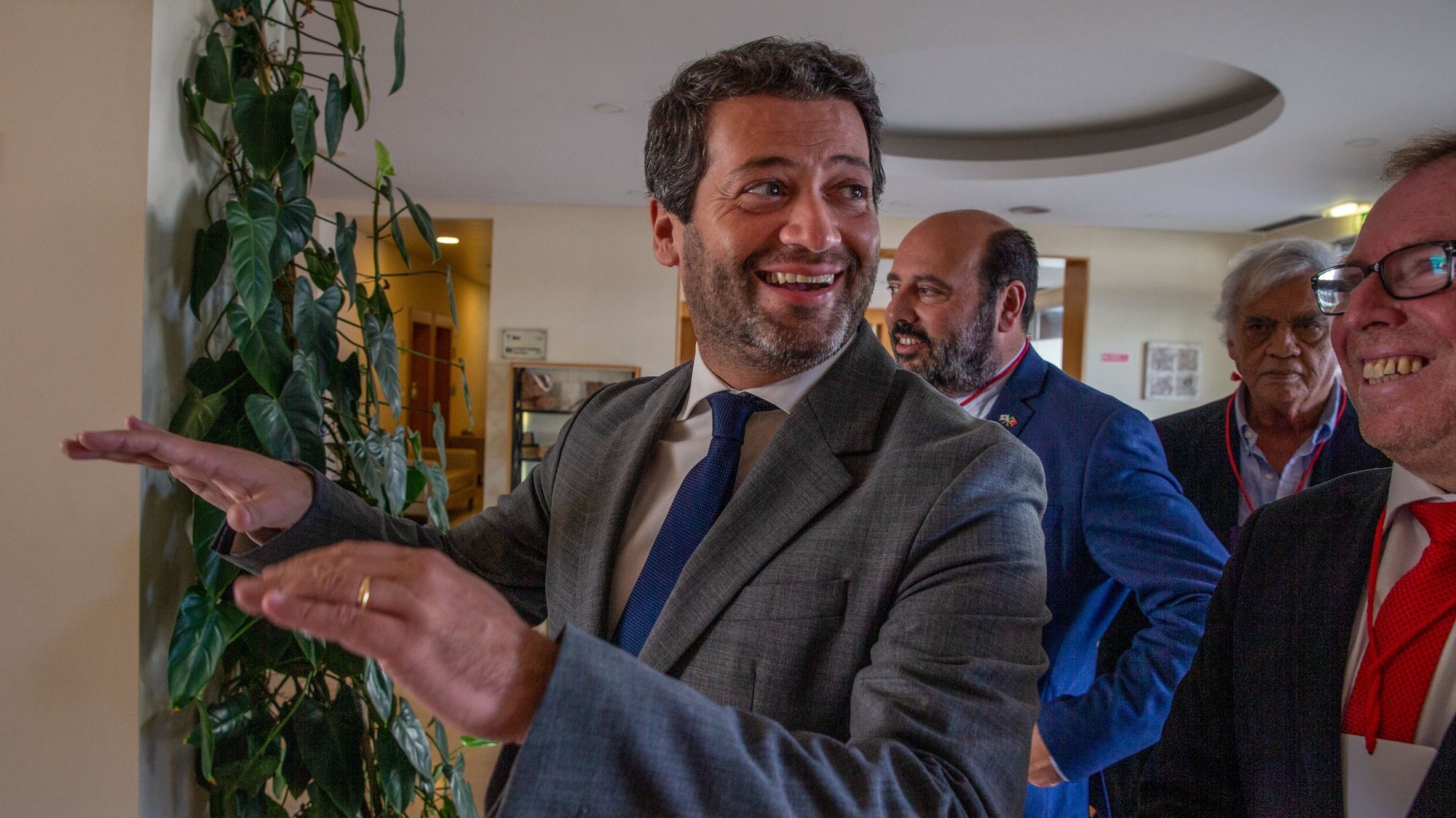O Presidente do Chega, André Ventura, durante a sessão de encerramento do III Congresso do Chega Açores em Ponta Delgada, Ilha de São Miguel, nos Açores, 30 de Abril de 2022.  EDUARDO COSTA/LUSA