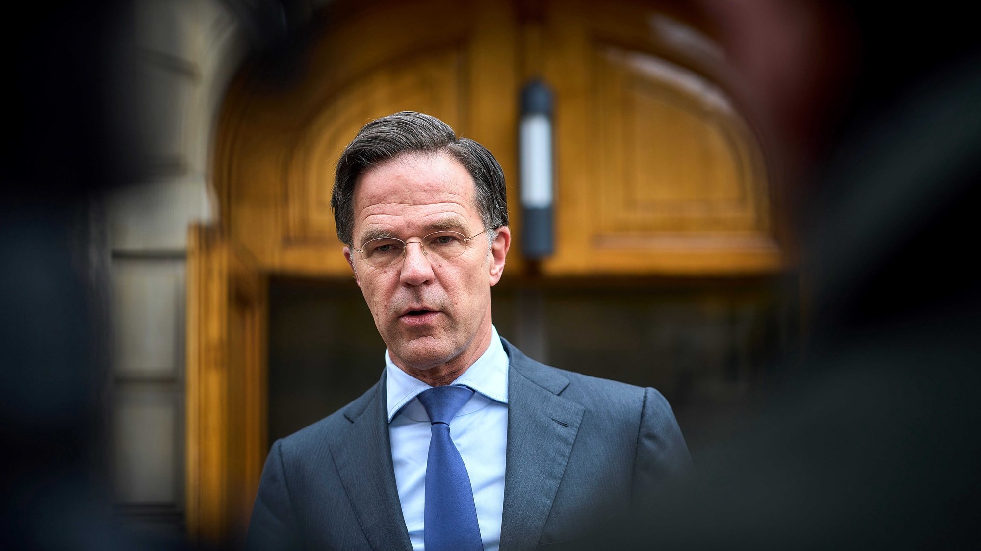 epa09776618 Dutch Prime Minister Mark Rutte addresses the press in The Hague, Netherlands, 22 February 2022. Russian President Vladimir Putin announced the recognition of the self-proclaimed Donetsk People&#039;s Republic (DPR) and the Luhansk People&#039;s Republic (LPR).  EPA/Phil nijhuis