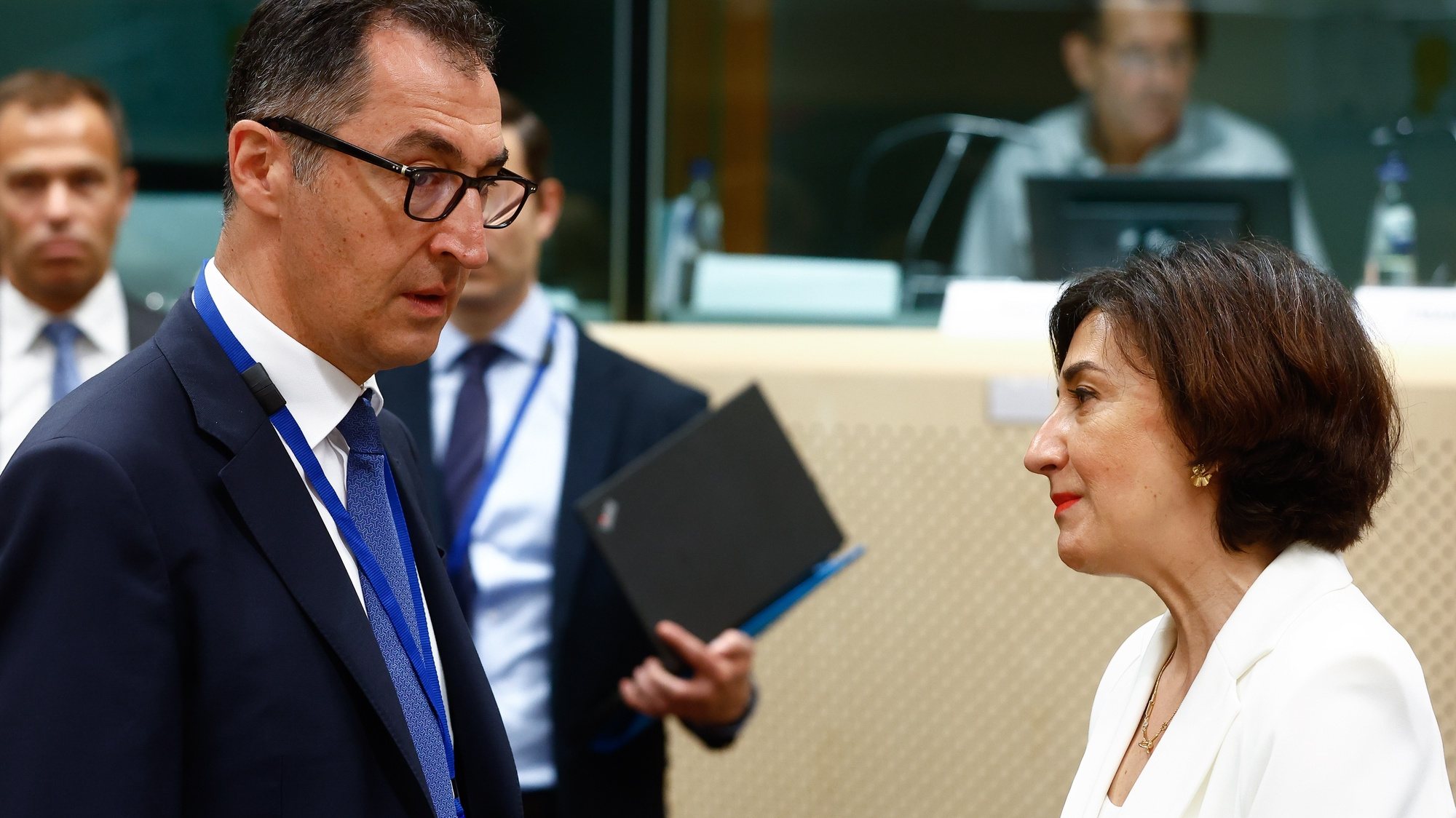 epa10077333 German Minister for Food and Agriculture Cem Oezdemir (L) and Portugal&#039;s Minister for Agriculture, Forestry and Rural Development Maria do Ceu Antunes (R) chat prior to the start of an Agriculture and Fisheries Council meeting at the European Council in Brussels, Belgium, 18 July 2022. The EU agriculture meet &#039;to discuss the recent Commission&#039;s proposal on the regulation on the sustainable use of plant protection products and agree on a set of conclusions for the aquaculture sector&#039; They will also &#039;receive a presentation by the Czech presidency regarding its main priorities in the agriculture and fisheries sectors, the EU Council&#039;s calandar announced.  EPA/STEPHANIE LECOCQ