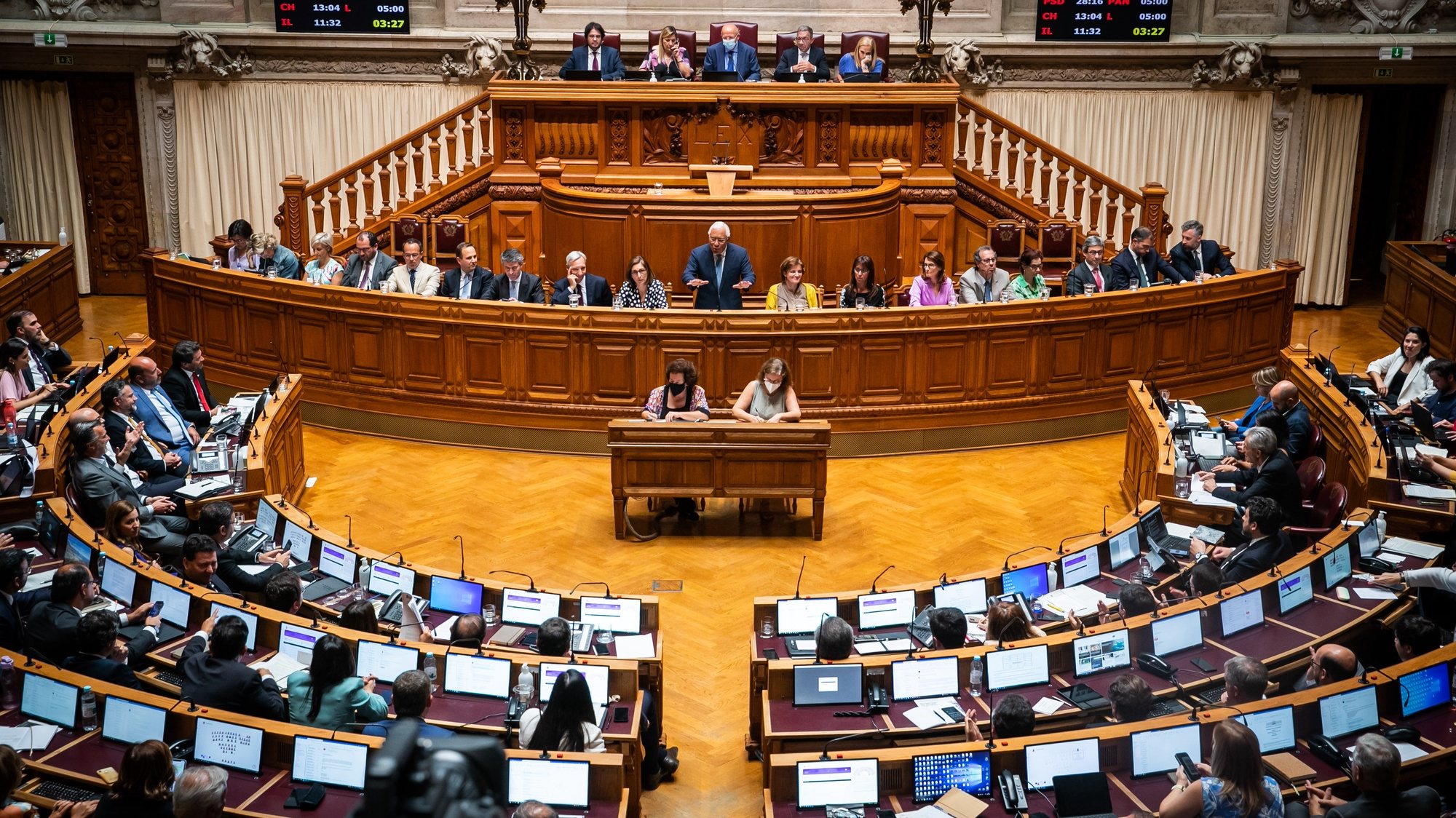 O primeiro-ministro, António Costa, usa da palavra durante o debate sobre o Estado da Nação, na Assembleia da República, em Lisboa, 20 de julho de 2022. JOSE SENA GOULÃO/LUSA