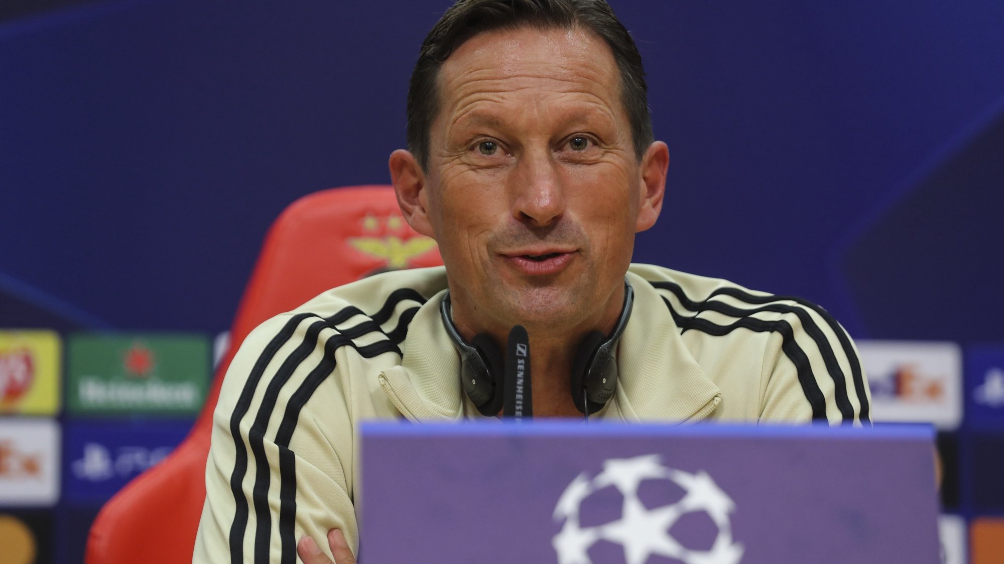 Benfica head coach Roger Schmidt speaks during the press conference at campus in Seixal prior to tomorrow 2nd leg of the UEFA Champions League play-off round against Dynamo Kiev at Luz Stadium in Lisbon. 22 of August 2022. MIGUEL A. LOPES/LUSA