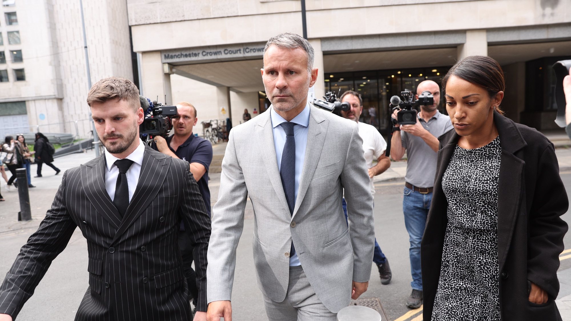 epa10125944 Former Welsh coach and Manchester United player Ryan Giggs leaves Manchester Crown Court, Manchester, Britain 17 August 2022. Giggs is on trial for charges of assault and coercive behaviour against his ex-girlfriend.  EPA/PAUL CURRIE
