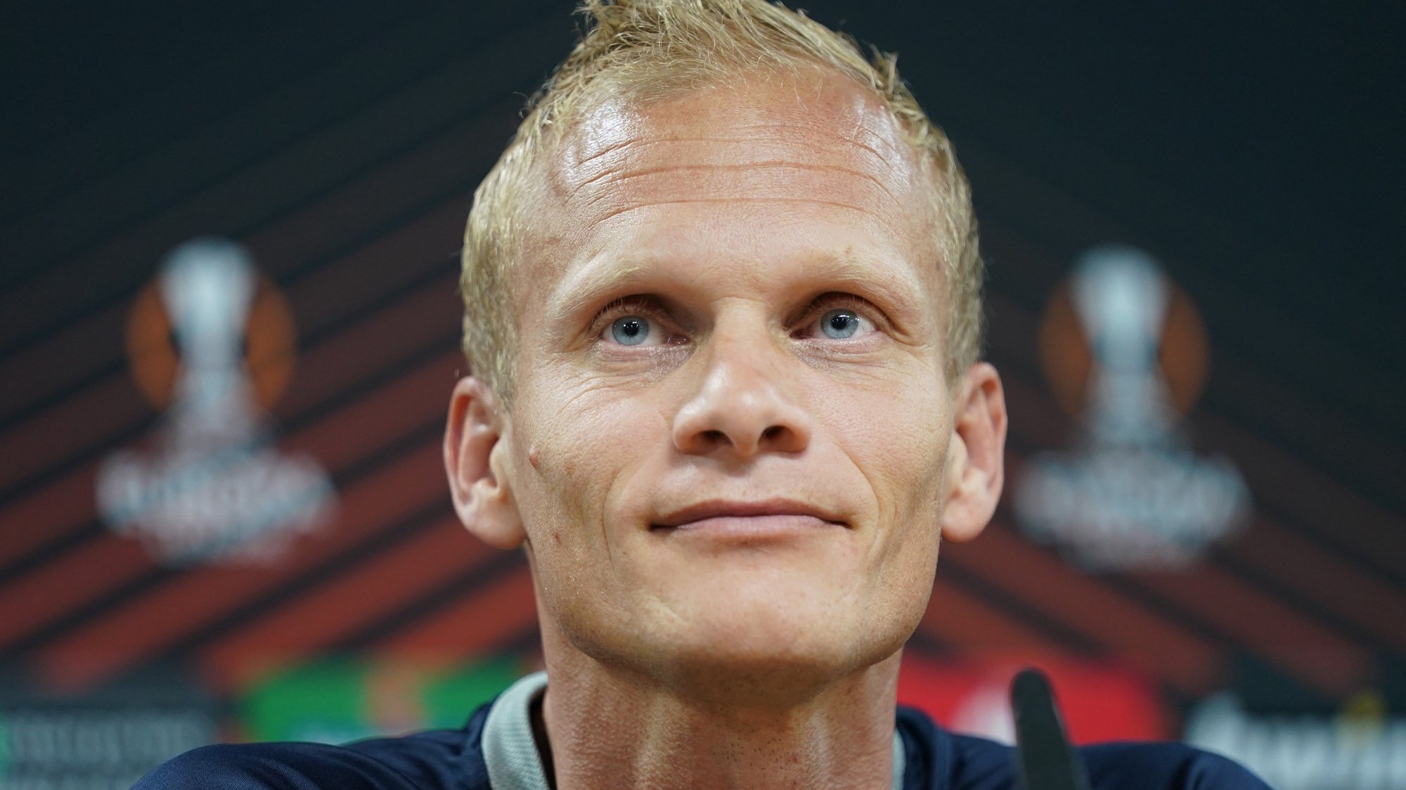 epa10225333 Union St. Gilloise coach Karel Geraerts attends a press conference at the Municipal of Braga stadium, Braga, Portugal, 5 October  2022. Unio St. Gilloise will play against Sporting de Braga in their UEFA Europa League match in Braga on 6 October 2022.  EPA/HUGO DELGADO