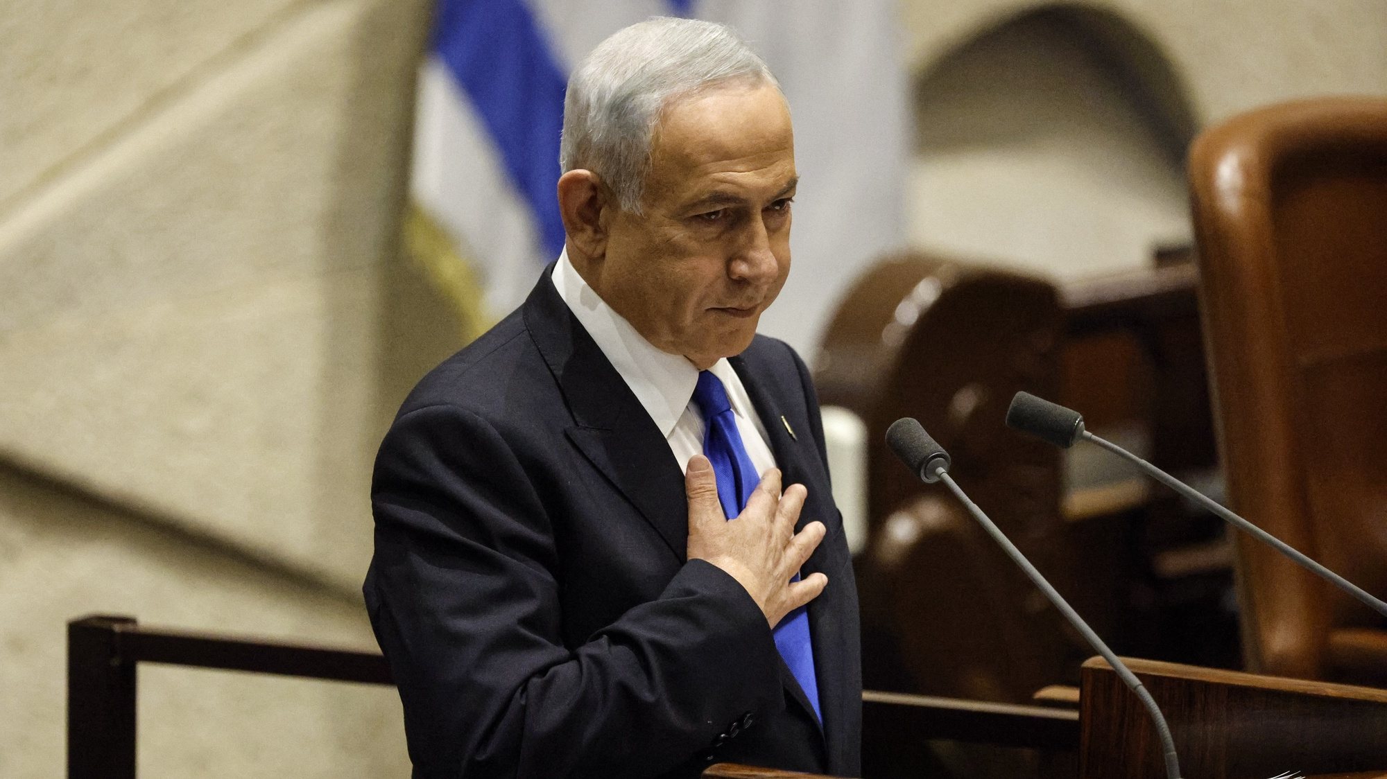 epa10381245 Israeli Prime Minister-designate Benjamin Netanyahu speaks during a special session of the Knesset, Israel&#039;s parliament, to approve and swear in a new right-wing government, in Jerusalem, Israel, 29 December 2022.  EPA/AMIR COHEN / POOL