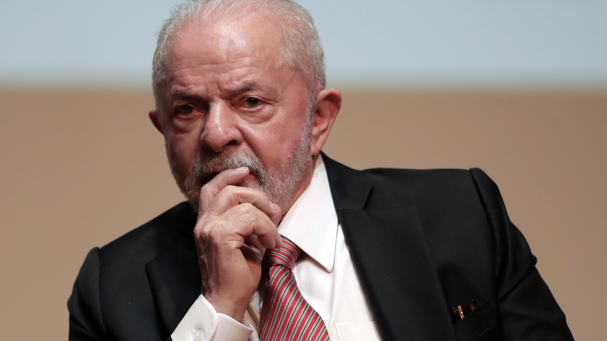 Lula da Silva vai assinar acordo de migração em Portugal