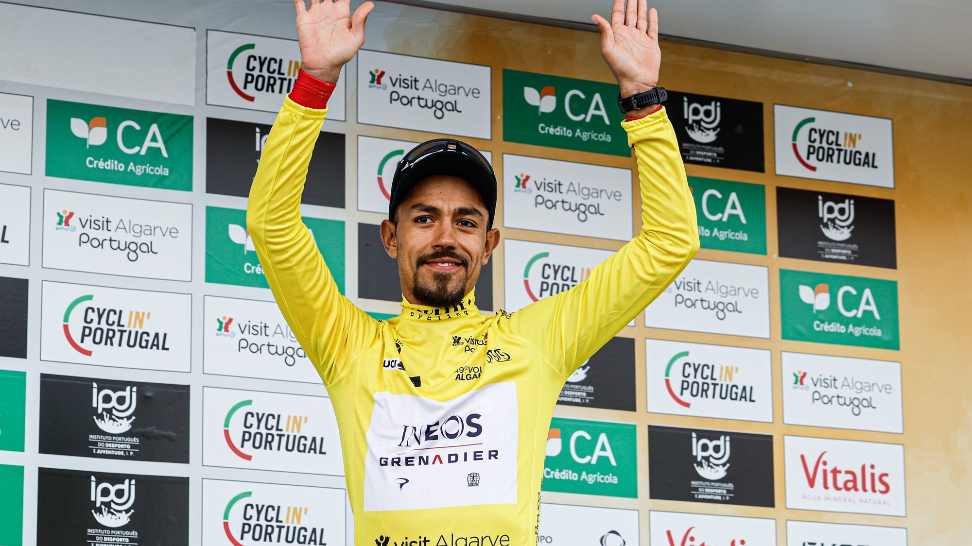 O ciclista Daniel Martinez da equipa da Ineos Grenadiers foi o vencedor  da 49ª Volta ao Algarve em bicicleta, que terminou hoje em Lagoa,19 de fevereiro de 2023. LUÍS FORRA/LUSA