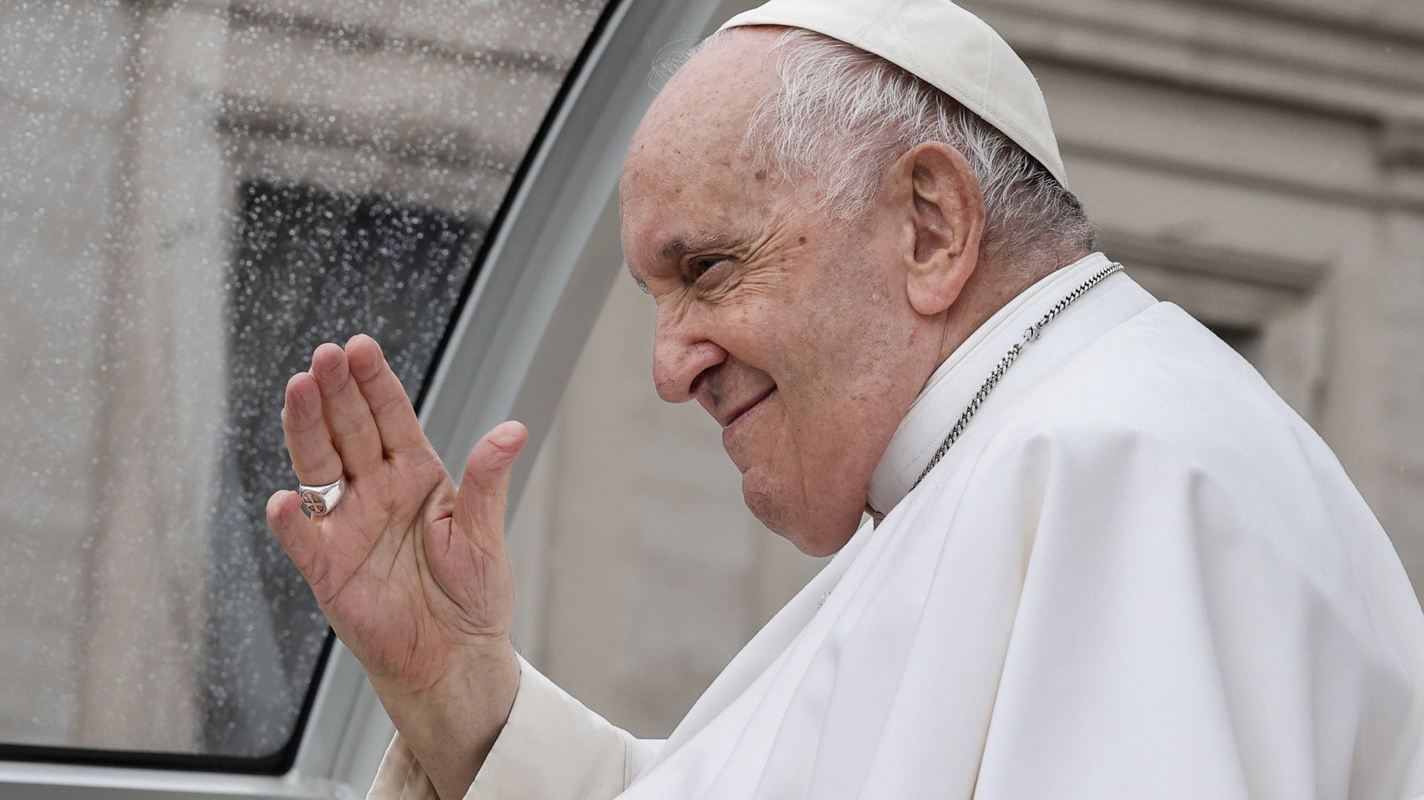 epa10618868 Pope Francis gestures from the popemobile during his weekly general audience in Saint Peter&#039;s Square, at the Vatican City, 10 May 2023.  EPA/GIUSEPPE LAMI