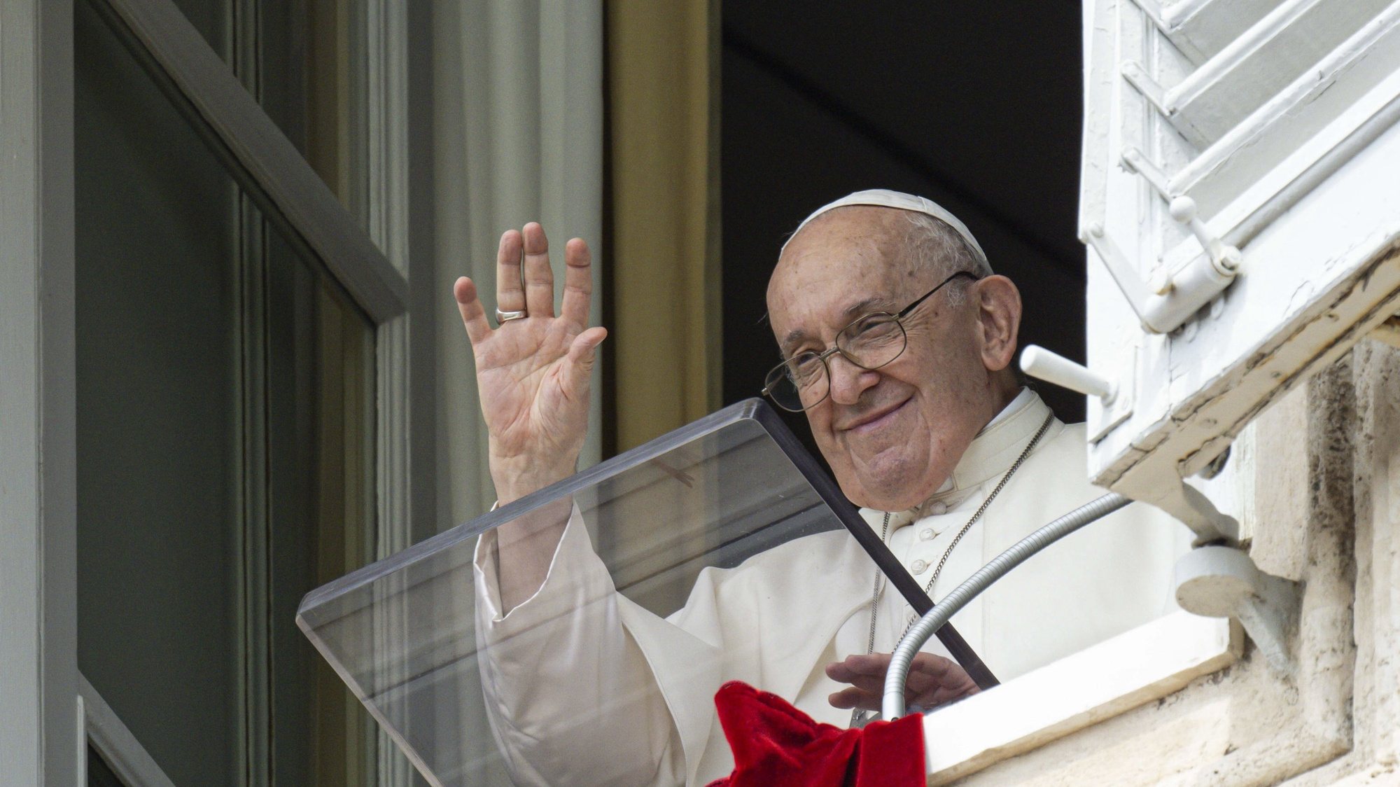 epa10823058 A handout picture provided by the Vatican Media shows Pope Francis leading Sunday Angelus prayer from the window of his office overlooking Saint Peterâ€™s Square, Vatican City, 27 August 2023.  EPA/VATICAN MEDIA HANDOUT  HANDOUT EDITORIAL USE ONLY/NO SALES