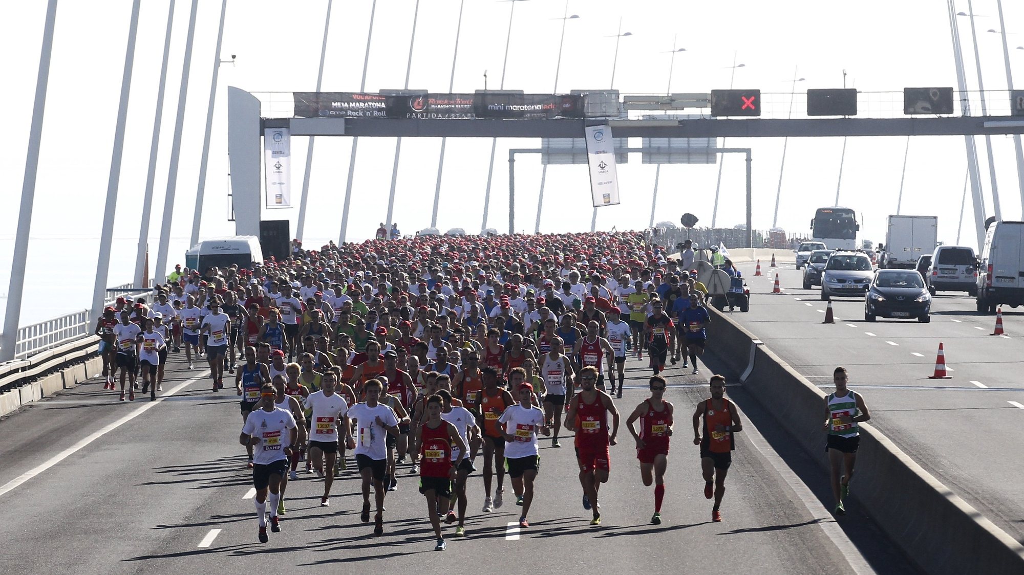 Athletes running on the Lisbon Half Marathon, on October 6, 2013. The Lisbon Half Marathon is 21 km long between Vasco da Gama bridge and Parque das Nacoes in Lisbon. PEDRO NUNES / LUSA