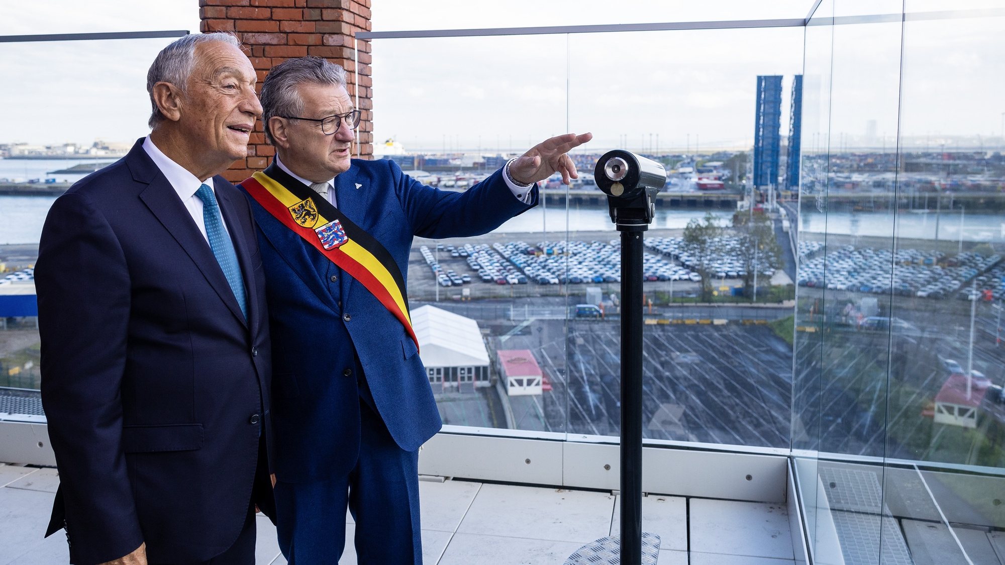 Portuguese President Marcelo Rebelo de Sousa (L) accompanied by Mayor of Brugge Dirk De fauw (R) during a visit to Zeebrugge port, Brugge, Belgium, 19 October 2023. JOSE COELHO/LUSA