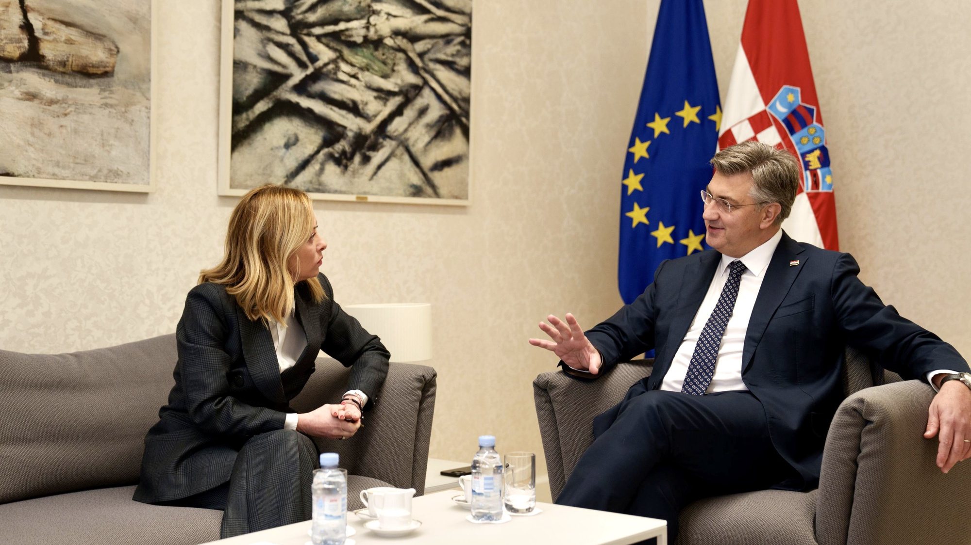 epa10980315 A handout photo made available by Chigi Palace Press Office shows Croatian Prime Minister Andrej Plenkovic (R) meeting with Italian Prime Minister Giorgia Meloni (L) during her official visit, in Zagreb, Croatia, 17 November 2023. Meloni is on a two-day visit to Croatia for talks that are expected to focus on migrants and EU enlargement to the Western Balkans.  EPA/CHIGI PALACE PRESS OFFICE/ FILIPPO ATTILI HANDOUT  HANDOUT EDITORIAL USE ONLY/NO SALES HANDOUT EDITORIAL USE ONLY/NO SALES