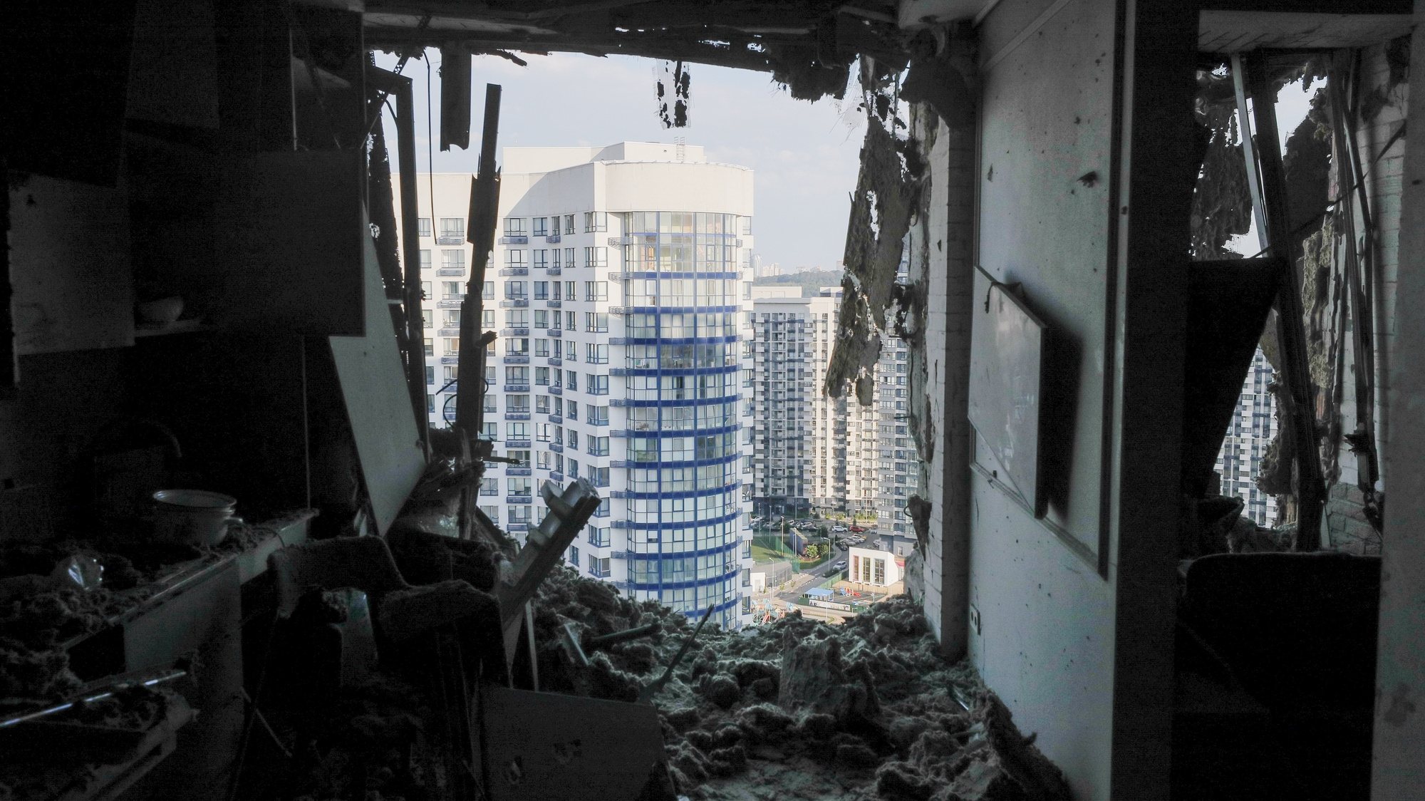 epaselect epa10743015 Interior view of a damaged apartment in a residential building after an overnight shock drones strike in Kyiv, Ukraine, 13 June 2023 amid the Russian invasion. At least two people were injured by falling drone debris, according to the State Emergency Service report. Russian forces launched an attack on Ukraine with a total of 20 shock drones, early 13 June, and all of them were shot down. At least 10 drones were directed at the Kyiv region, the Air Force Command of the Armed Forces of Ukraine said. The war in Ukraine which started when Russian troops entered Ukraine in February 2022, marked in July its 500th day. According to the UN more than 9,000 civilians have been killed since the war started.  EPA/SERGEY DOLZHENKO
