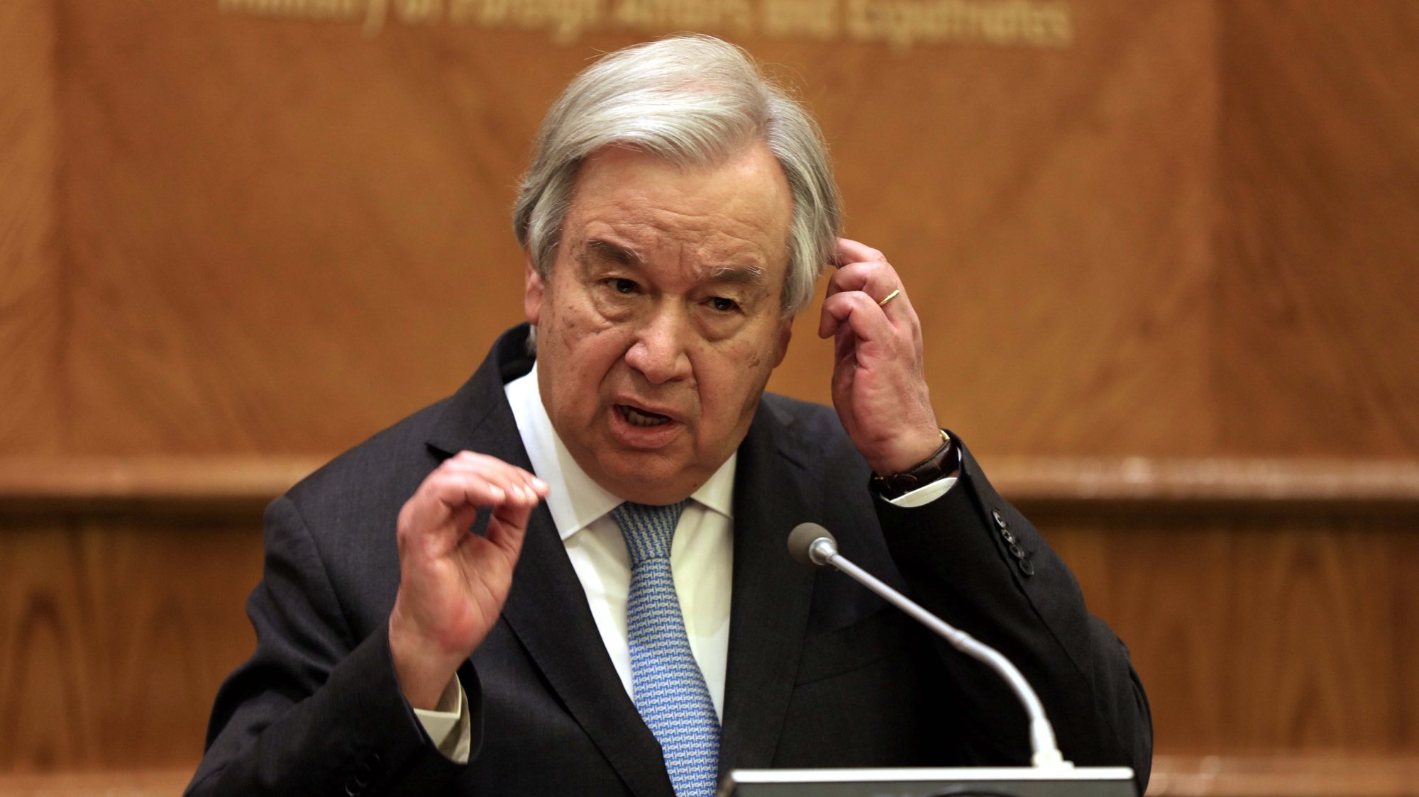 epaselect epa11242446 United Nations Secretary-General Antonio Guterres speaks during a press conference with Jordan&#039;s Foreign Minister (not pictured), in Amman, Jordan, 25 March 2024. Gutteres visited the Rafah border crossing between Gaza and Egypt on 23 March. The UN security Council is due, on 25 March, to vote again on a new resolution calling for an &quot;immediate&quot; ceasefire in Gaza, three days after another ceasefire resolution presented by the US had been vetoed by Russia and China.  EPA/MOHAMMAD ALI
