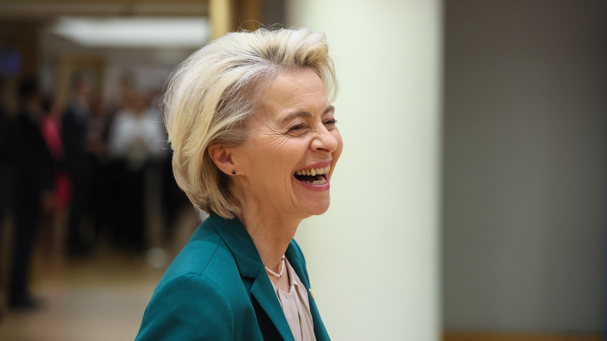 epa11286248 European Commission President Ursula von der Leyen attends a special meeting of the European Council in Brussels, Belgium, 18 April 2024. EU leaders gather in Brussels for a two-day summit to discuss the economy and competitiveness, among other issues.  EPA/Leszek Szymanski POLAND OUT