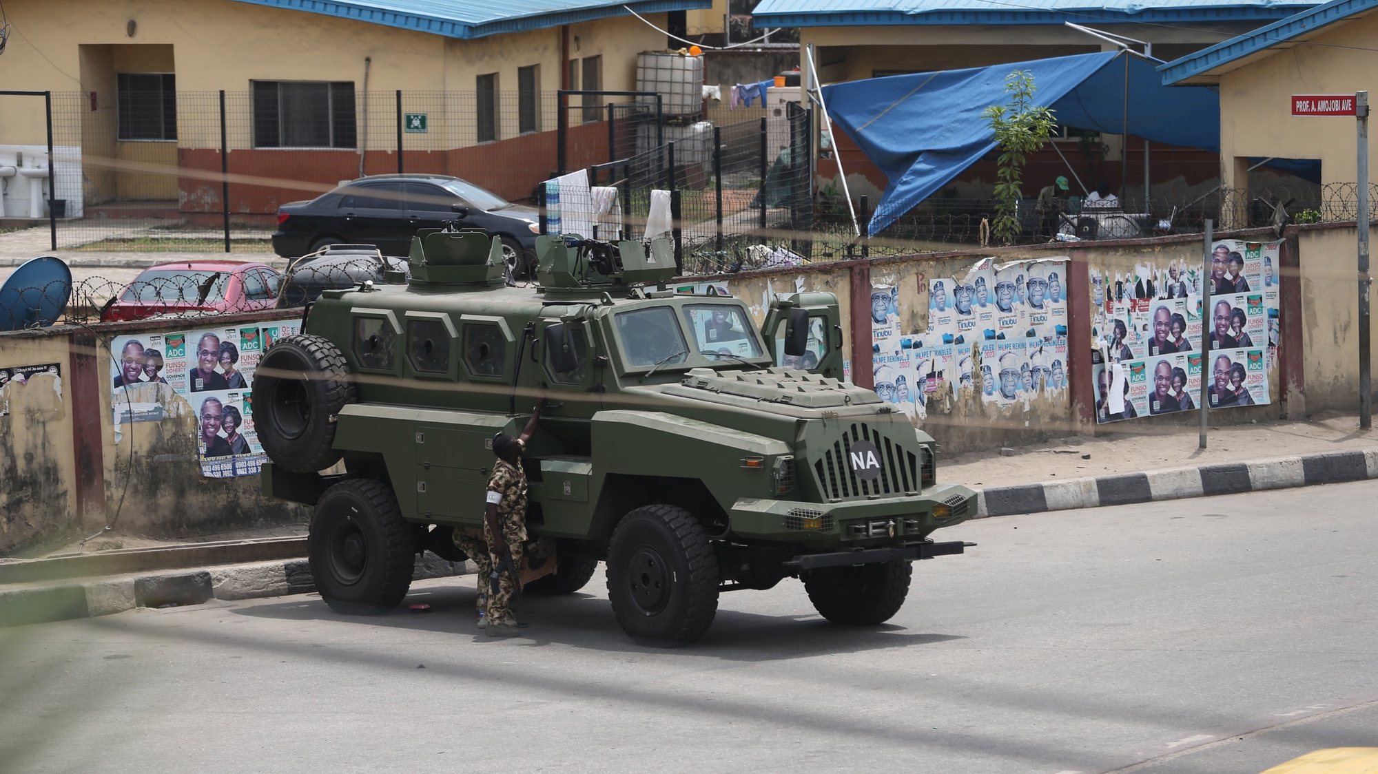 epa10494098 An army armour vehicle is parked near the entrance to the Independent Electoral Commission (INEC) office in Lagos, Nigeria, 27 February 2023. Tensions are high across the country as Nigerians await the results of the Presidential and national assembly elections. Nigerians cast their votes on 25 February to elect a new president, vice president and members of the Senate and House of Representatives.  EPA/Akintunde Akinleye