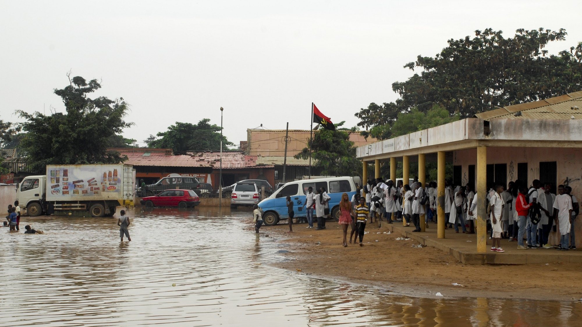 O Instituto Nacional de Meteorologia e Geofísica (Inamet) angolano prevê chuvas fracas para as próximas horas em alguns dos nove municípios da província de Luanda