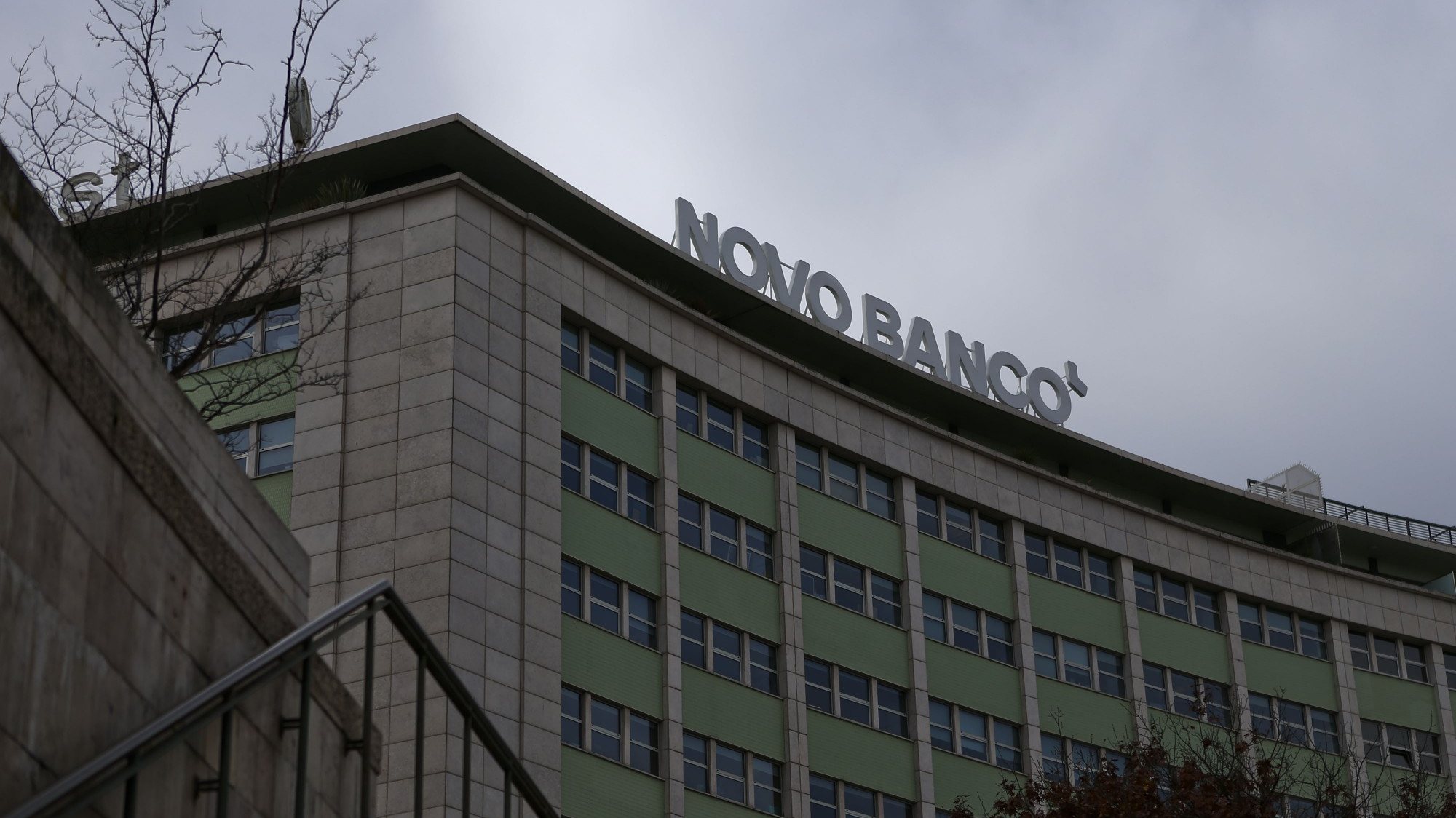 Novo Banco acusado de não salvaguardar interesses na venda da Imosteps