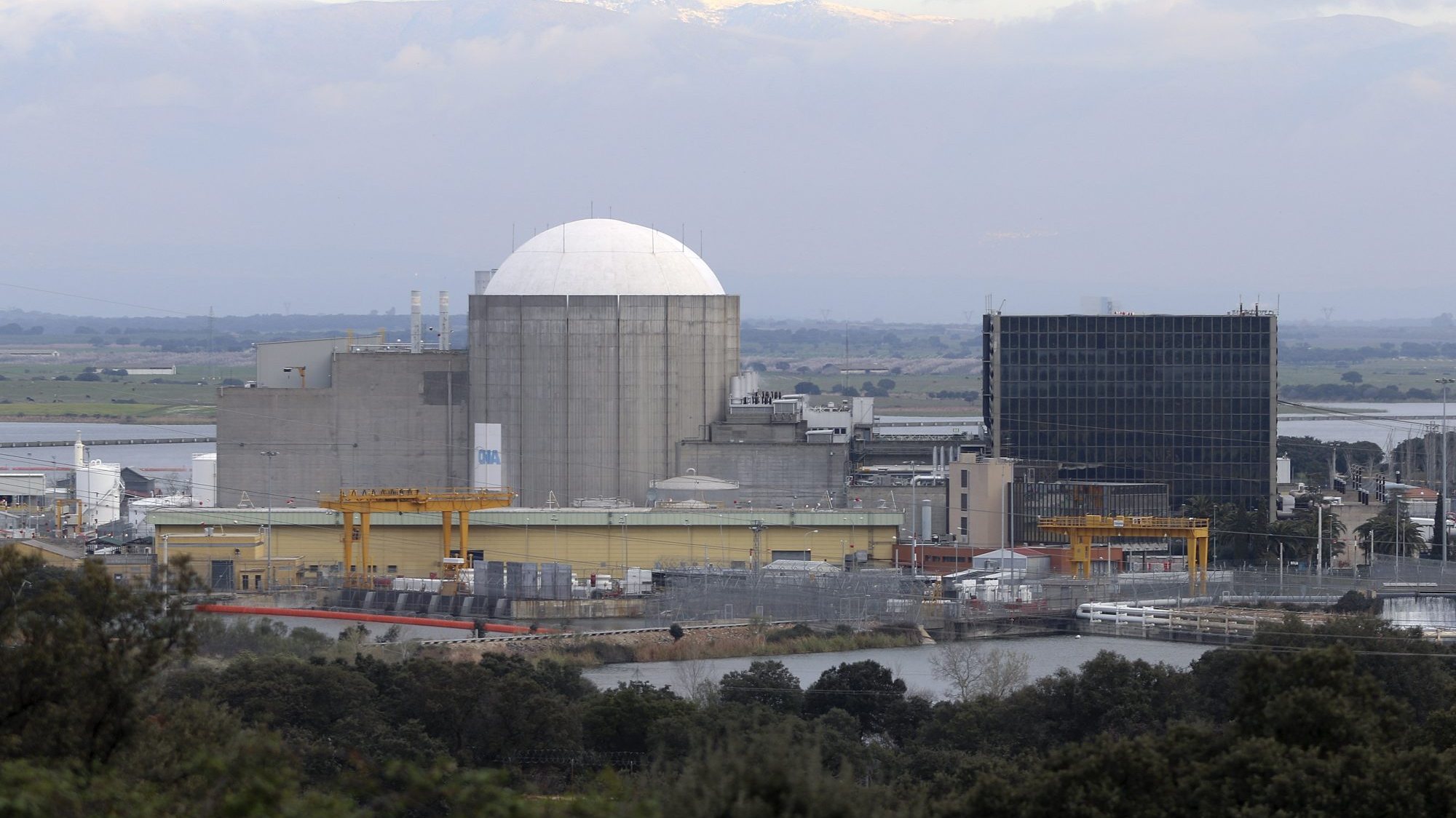 No final de julho, o PAN apresentou queixa contra o estado espanhol à UNECE pela decisão de prolongar o funcionamento da central nuclear de Almaraz