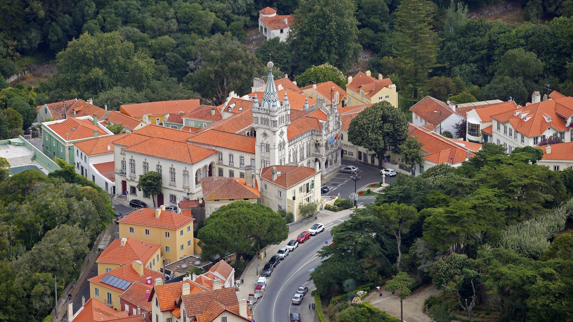A Câmara Municipal de Sintra já investiu nove milhões de euros na construção de cinco novos centros de saúde