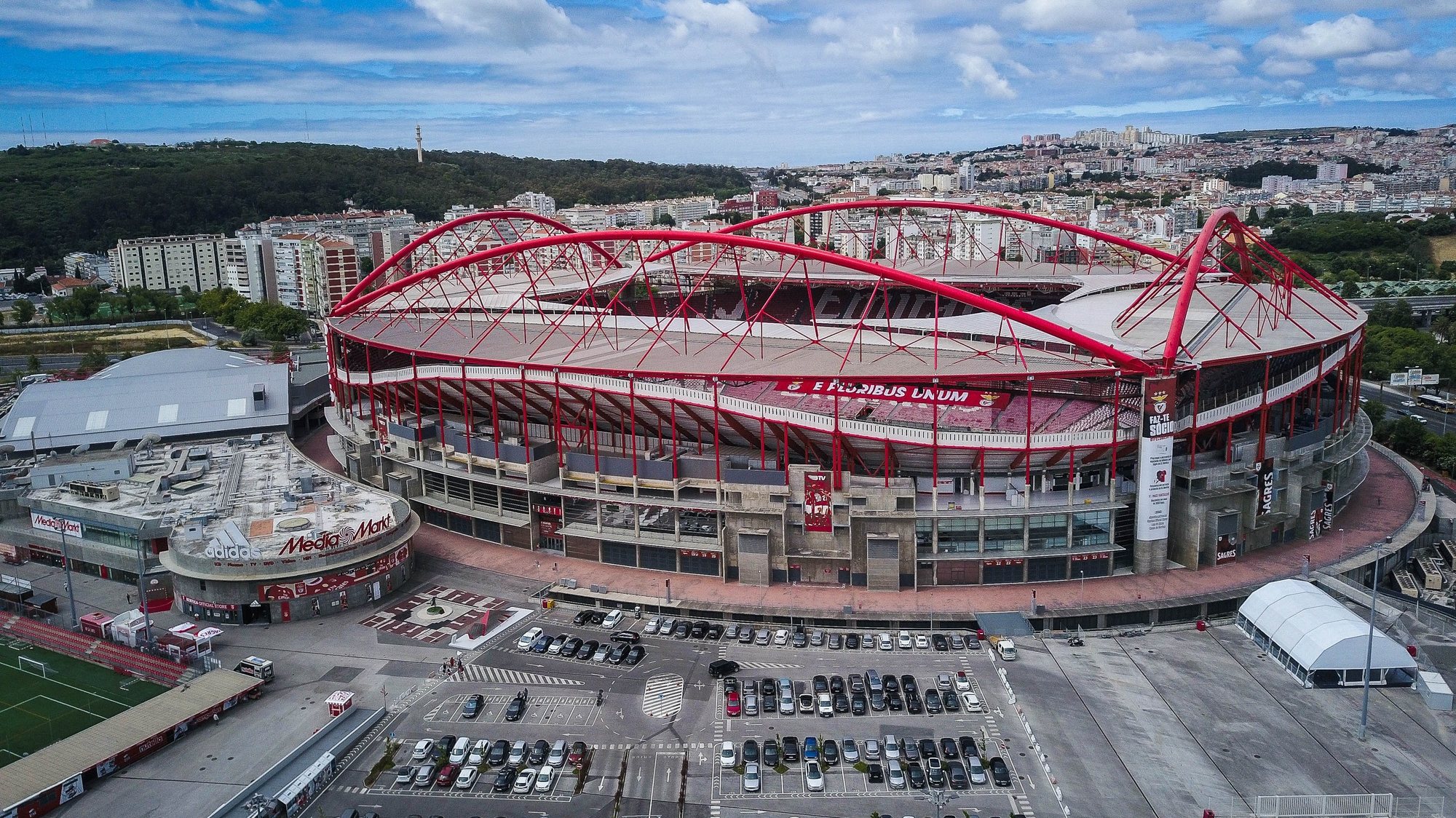 Uma vista geral para o Estádio da Luz, em Lisboa