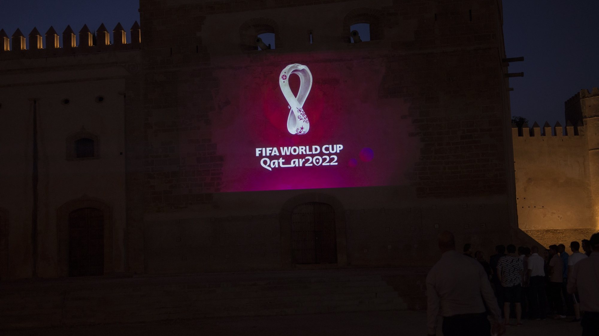Emblema oficial do Mundial de 2022, que se irá realizar no Qatar.