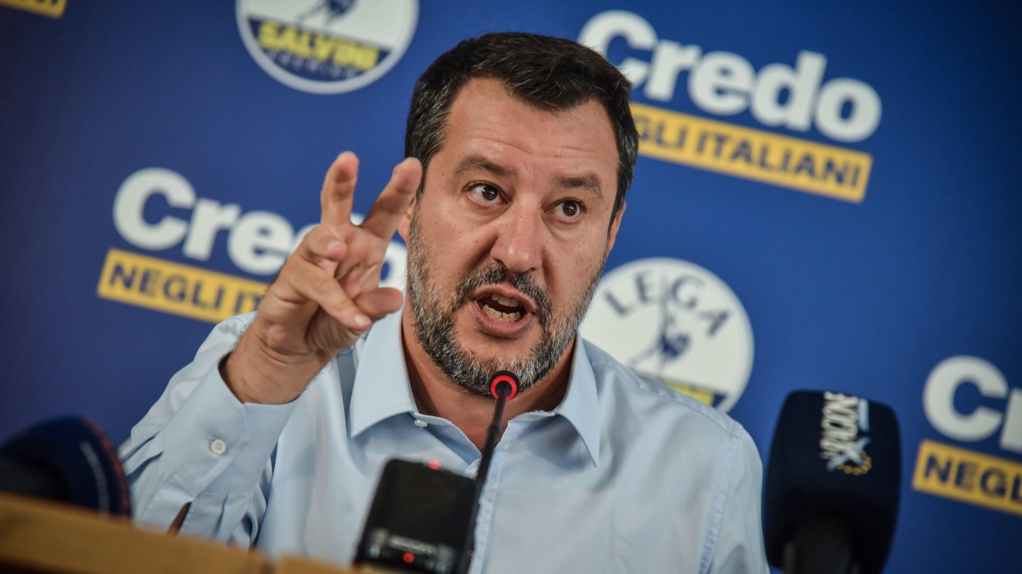 epa10207367 Matteo Salvini, the Secretary of the Italy League pary, speaks during a press conference in the headquarters of the party in Bellerio street, Milan, 26 September 2022. &#039;A phase of reorganization of the movement, focusing on mayors and directors, is fundamental&#039;, said Salvini among other things.  EPA/MATTEO CORNER
