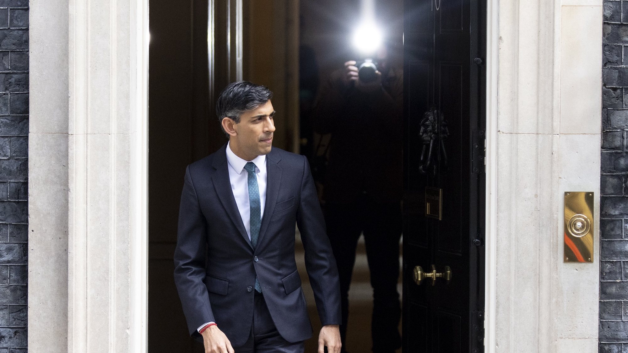 epa10540163 British Prime Minister Rishi Sunak prepares to welcome his counterpart from Israel (not pictured) at 10 Downing Street in London, Britain, 24 March 2023.  EPA/TOLGA AKMEN