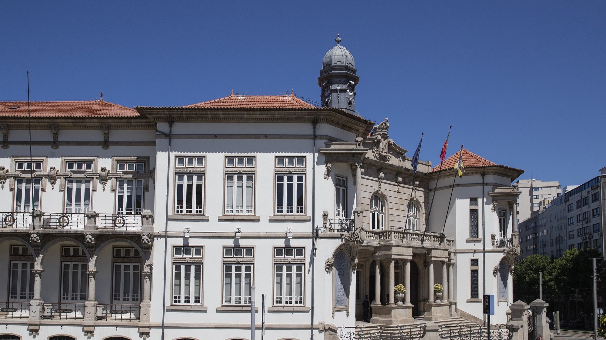 Edifício da Câmara Municipal de Vila Nova de Gaia, 26 de julho de 2022. JOSÉ COELHO/LUSA