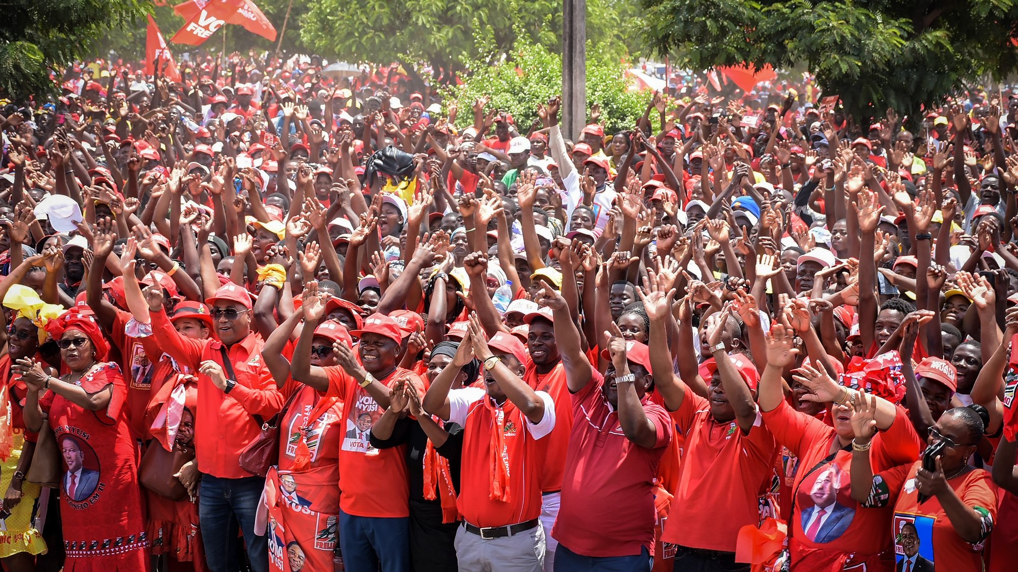 Handout editorial use only of a Mozambique Liberation Front (Frelimo) rally in Macumia, Nampula province, Mozambique, 11th October 2019. On 15th October, 12.9 million Mozambican voters will choose the President of the Republic, ten provincial assemblies and their governors, as well as 250 members of the Assembly of the Republic. HANDOUT EDITORIAL USE ONLY/ACAMO MAQUINASSE/LUSA