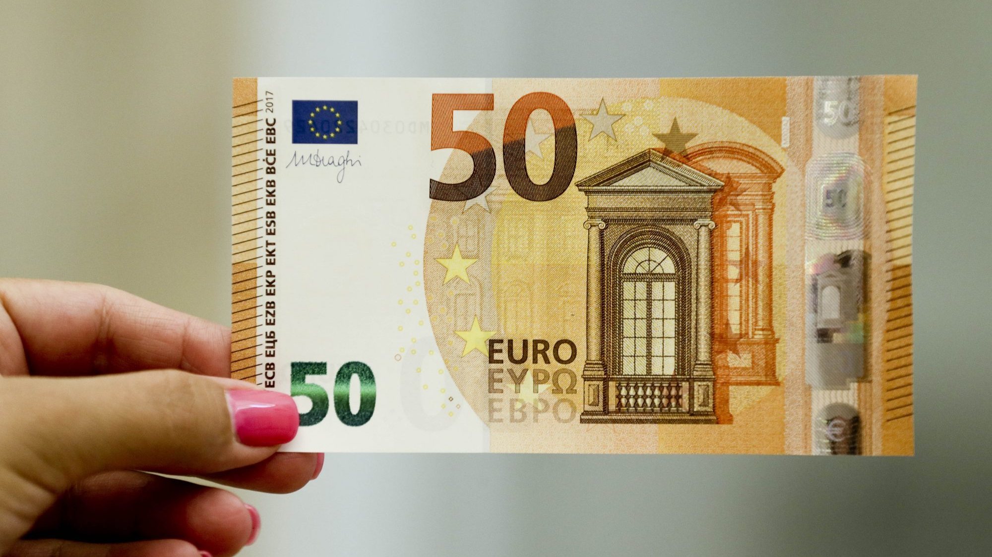 Размер евро купюры. 50 Евро купюра. Банкнота 50 евро. Размеры купюры 50 евро.