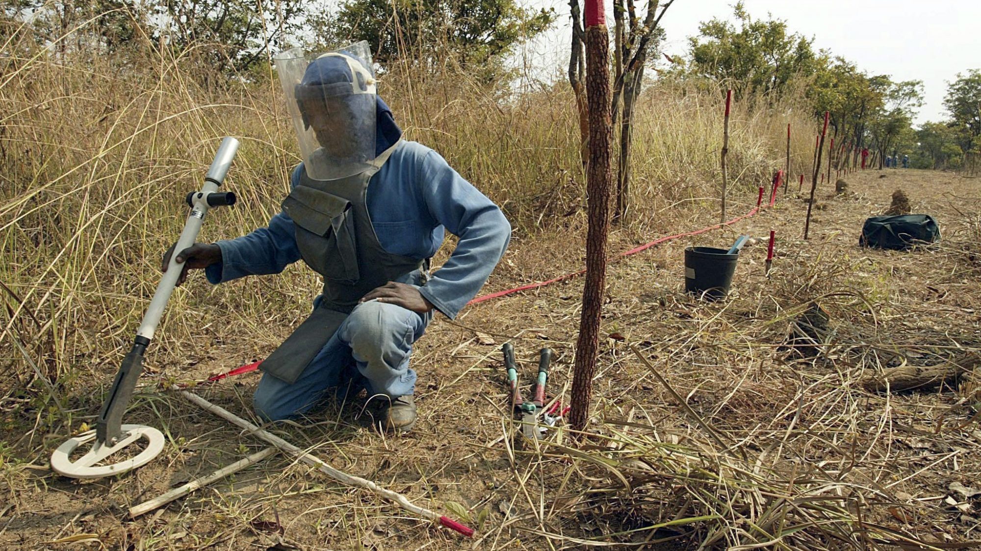 Angola ainda é considerado um dos países mais afetados por minas terrestres no mundo e o país mais afetado a nível de África