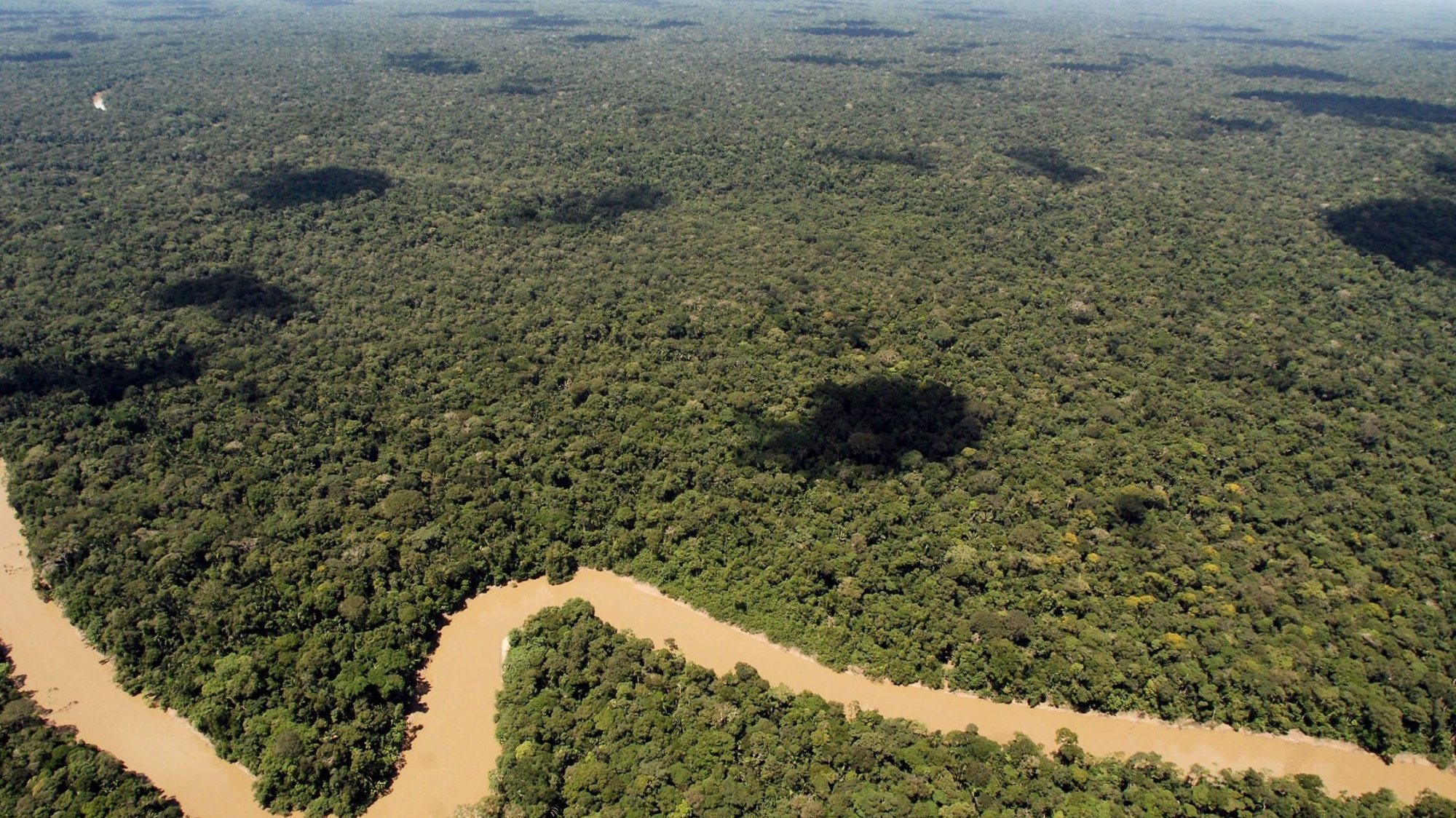 O rio Tiputini no Equador