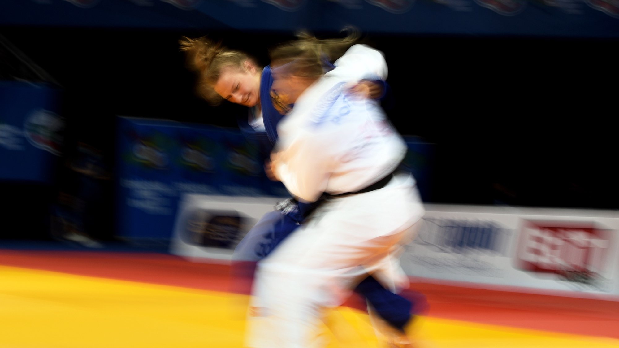 epa09916182 Pauline Starke (L) of Germany competes against Telma Monteiro (R) of Portugal during their women&#039;s 57kg category round of 16 bout of the European Judo Championships in Sofia, Bulgaria, 29 April 2022.  EPA/VASSIL DONEV