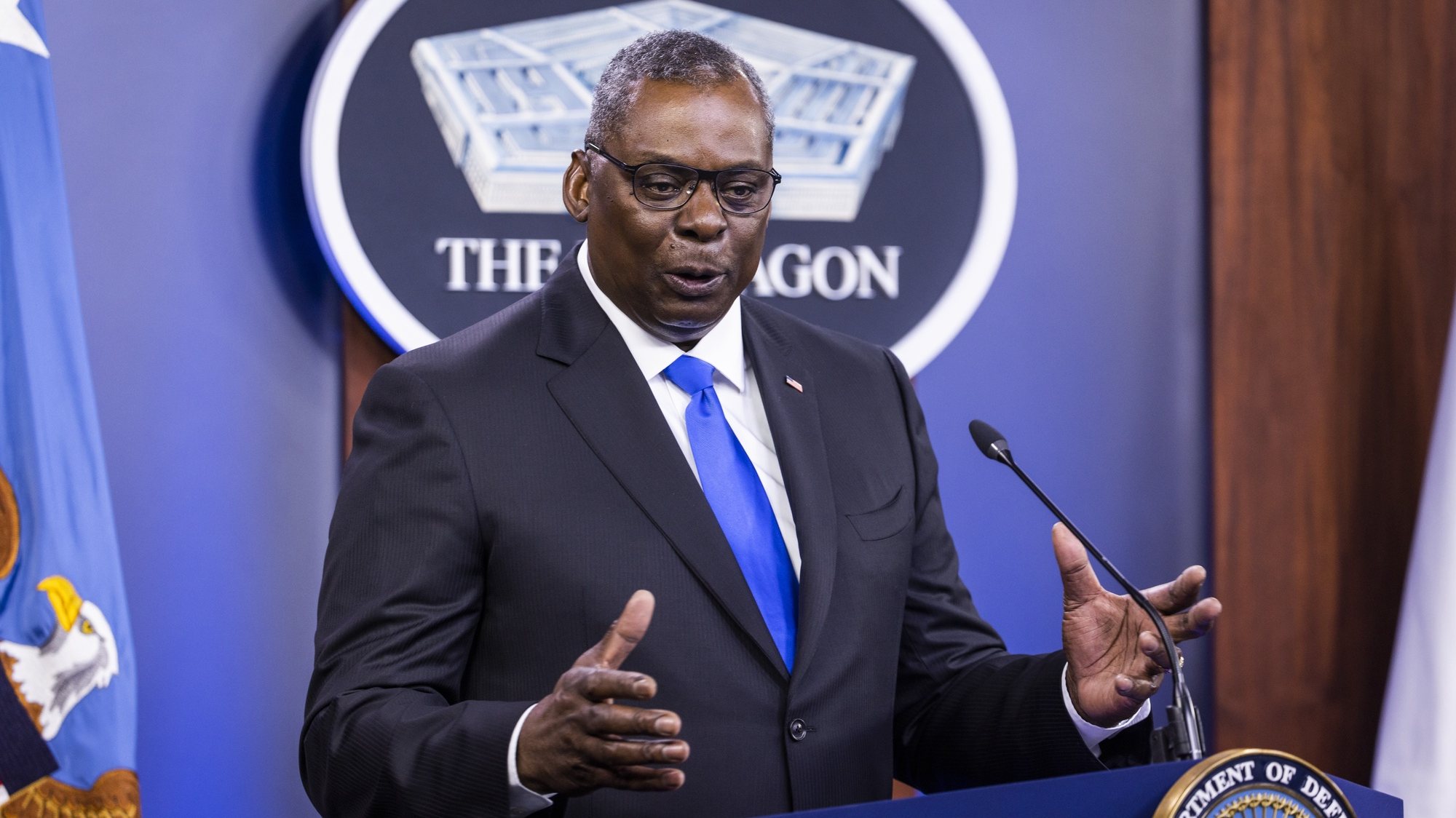 epa09356984 US Defense Secretary Lloyd Austin speaks at a press briefing in the Pentagon in Arlington, Virginia, USA, 21 July, 2021. Austin and Joint Chiefs of Staff Chairman General Mark Milley spoke about the outlook for Afghanistan, as well as Milley&#039;s portrayal in numerous books appearing this summer about President Trump&#039;s last days in office.  EPA/JIM LO SCALZO