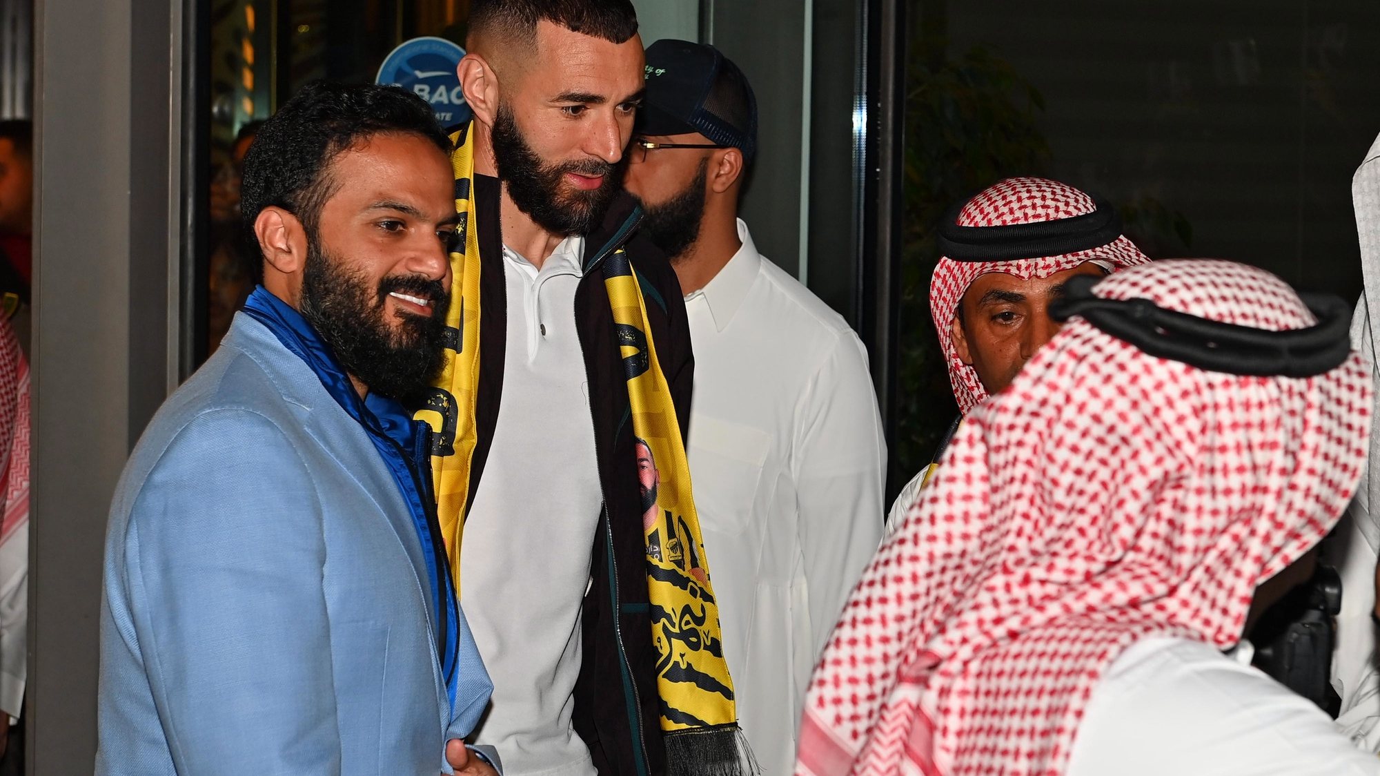 epa10678296 French soccer player Karim Benzema arrives at airport after signing with the Al-Ittihad club, in Jeddah, Saudi Arabia, 07 June 2023. The Ballon d&#039;Or holder signed a three-year contract with the Jeddah-based Al-Ittihad, according to the club.  EPA/STRINGER