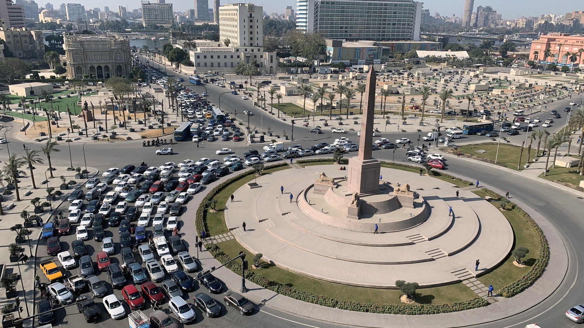 epa09708153 A general view of the obelisk at the center of the Tahrir Square, Cairo, Egypt, 25 January 2022. Egypt on 25 January 2022 marks the 11th anniversary of the 2011 uprising against then-president Hosni Mubarak.  EPA/KHALED ELFIQI