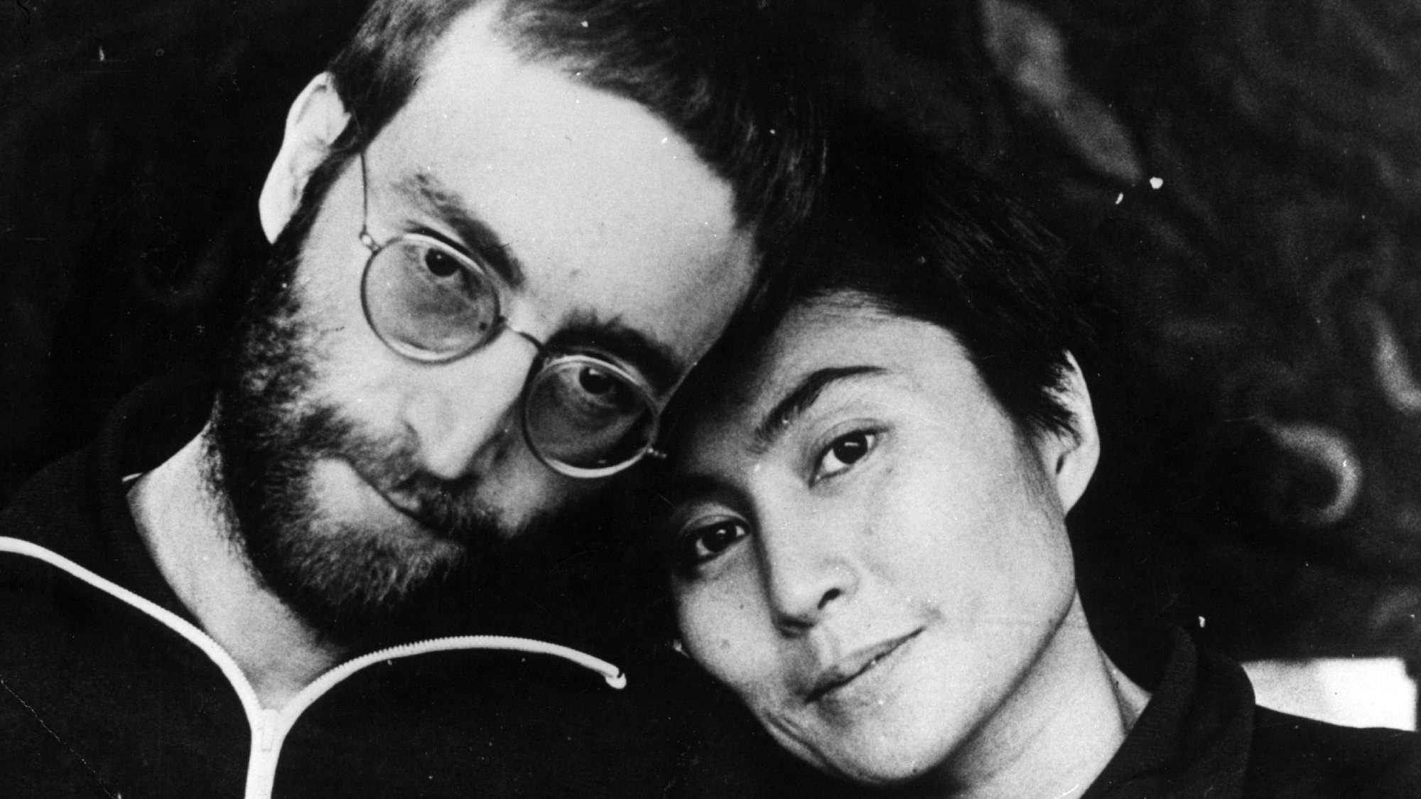 Yoko Ono reagiu, dizendo que Lennon &quot;teria adorado isto&quot;, e que 'Imagine' simboliza &quot;aquilo em que acreditavam&quot; na altura e mesmo atualmente