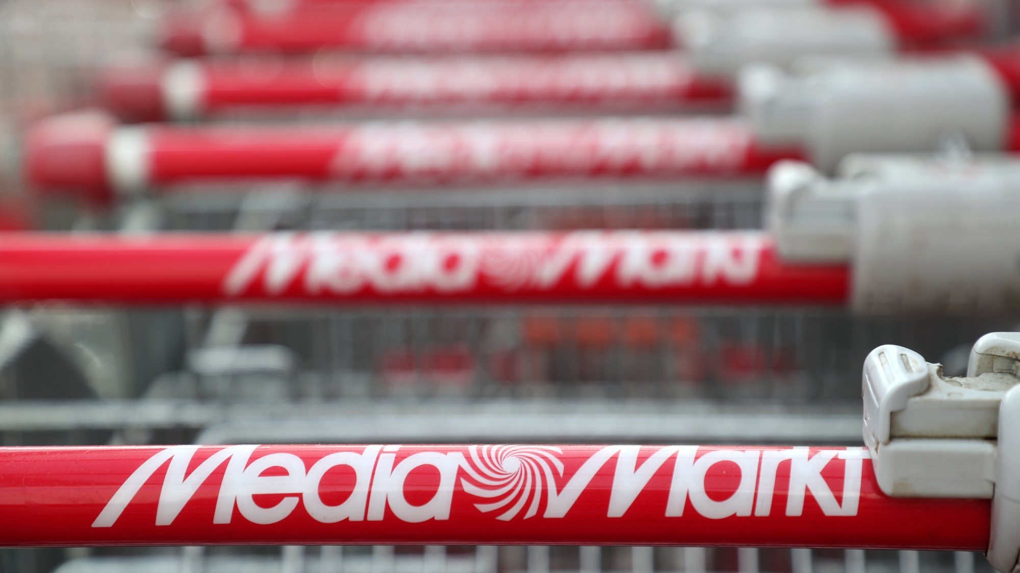 epa07366552 Mediamarkt logo on a shopping trolley at a Mediamarkt during the company&#039;s general assembly meeting in Duesseldorf, Germany, 13 February 2019. Ceconomy AG is a listed German trading company and operates the consumer electronics chains Mediamarkt and Saturn.  After a crisis year, the electronics trading holding Ceconomy prepares its shareholders for hard cuts, the share had lost two thirds of its value last year.  EPA/FRIEDEMANN VOGEL