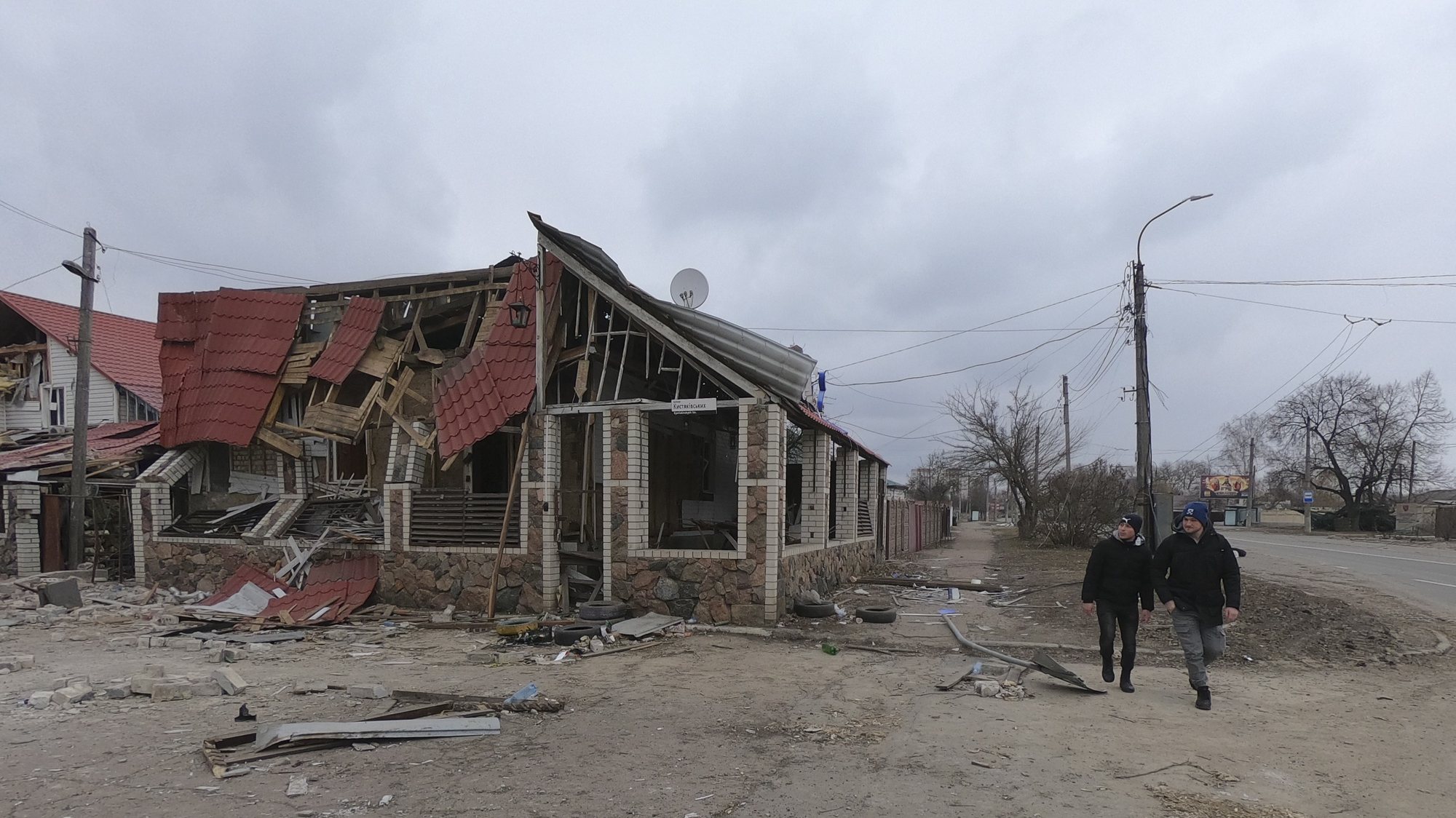 Destruição em Chernihiv, na Ucrânia, após ataques russos