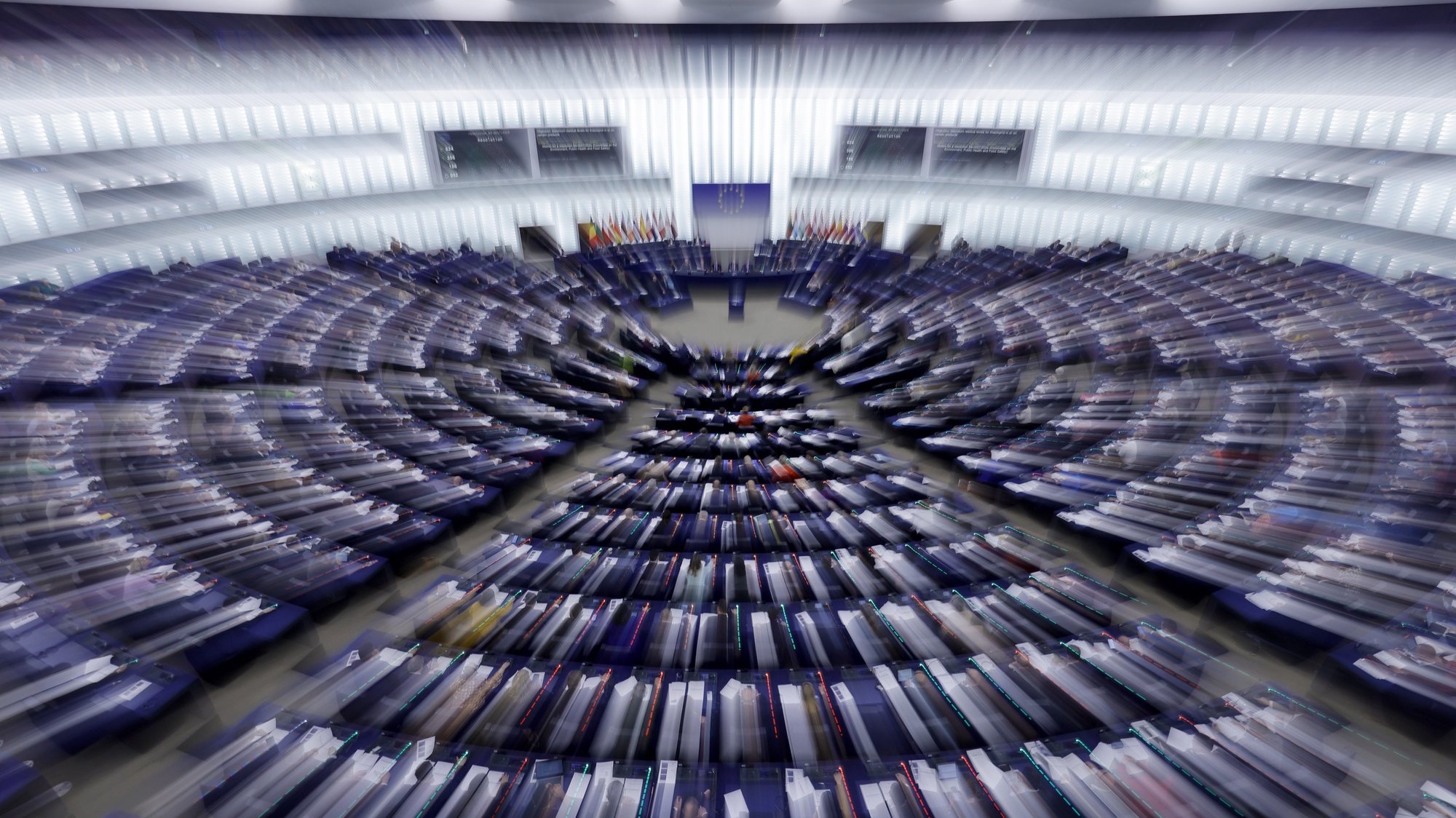 epa11085833 Member of the European Parliament during votings at the European Parliament in Strasbourg, France, 17 January 2024. The EU Parliament&#039;s session runs from 15 till 18 January 2024.  EPA/RONALD WITTEK