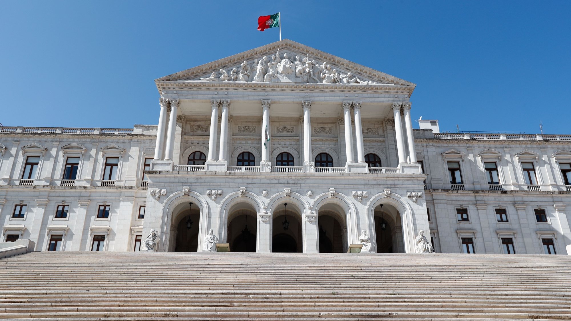 Fachada da Assembleia da República, Lisboa, 07 de outubro de 2020. ANTÓNIO COTRIM/LUSA