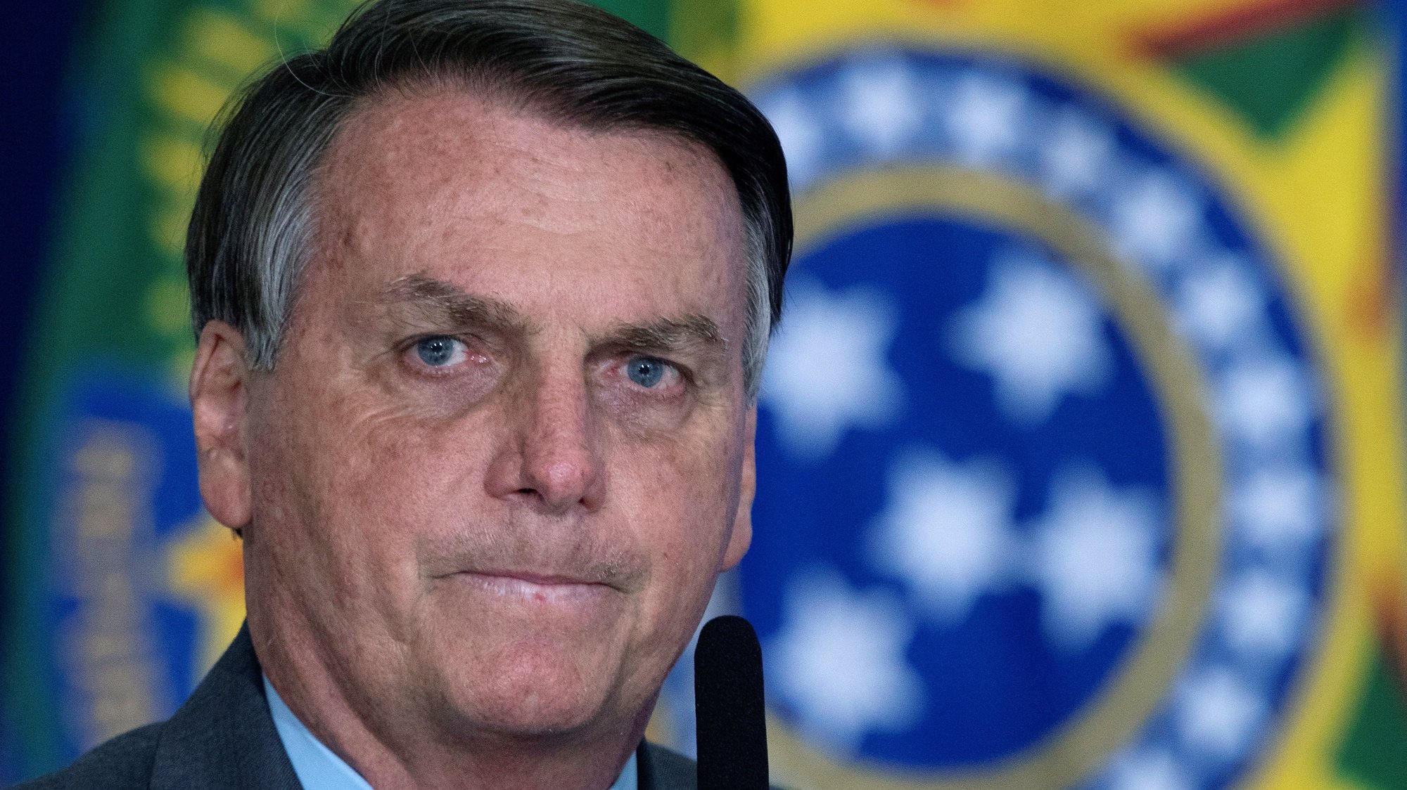 epa09340497 (FILE) - Brazilian President Jair Bolsonaro participates in the launching ceremony of the Los Gigantes de lo Alfalto program, in Brasilia, Brazil, 18 May 2021 (reissued 12 July 2021). Brazilian Federal Police on 12 July 2021 opened an investigation against Brazilian President Bolsonaro for breach of duty over the purchase of Covaxin.  EPA/Joedson Alves *** Local Caption *** 56905212
