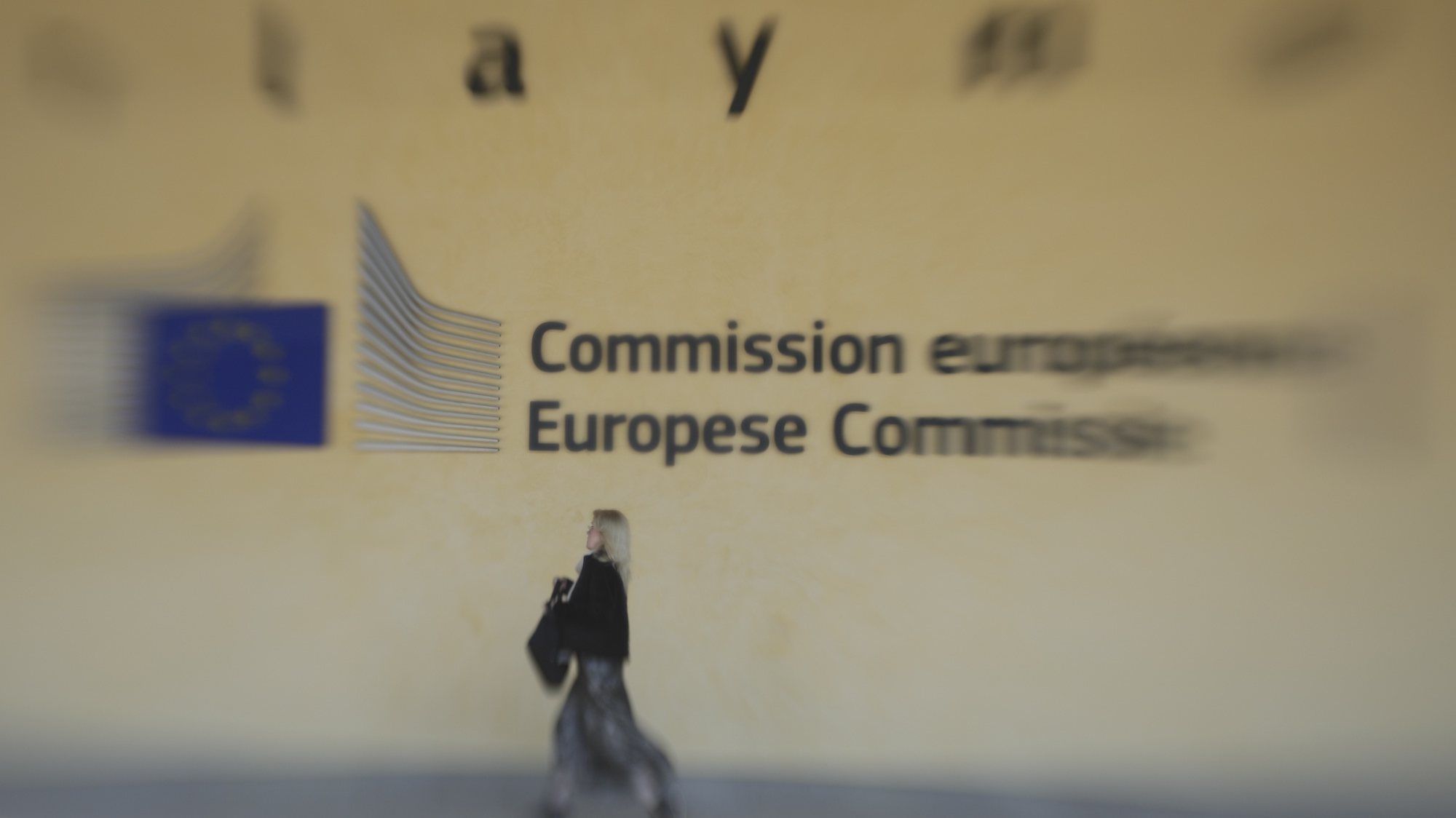 epa09911740 Picture made with Lensbaby of the European Commission headquarters called Berlaymont in Brussels, Belgium, 27 April 2022  EPA/OLIVIER HOSLET / POOL
