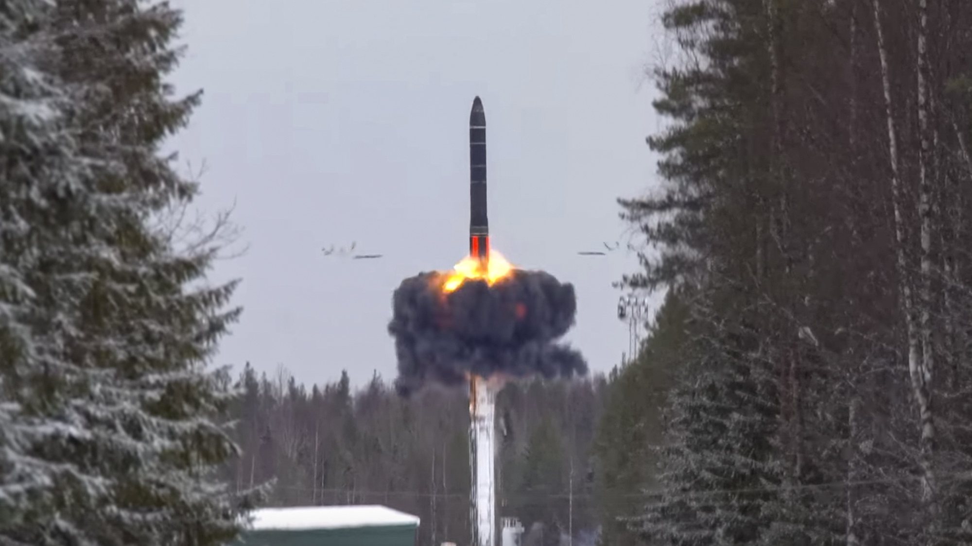 epa09771985 A handout still image taken from handout video made available by the Russian Defence ministry press-service shows launch of the intercontinental ballistic missile &#039;Yar&#039; from Plesetsk at the Kura training ground, Russia, 19 February 2022. Russian President Vladimir Putin opens exercises of the Russian strategic deterrence forces with launches of the ballistic missiles. Russian Navy ships of the Northern and Black Sea Fleets launched &#039;Kalibr&#039; cruise missiles and &#039;Zirkon&#039; hypersonic missiles at sea and ground targets during scheduled exercises of the strategic deterrence forces on Saturday. The &#039;Yars&#039; intercontinental ballistic missile was launched from Plesetsk at the Kura training ground.  EPA/RUSSIAN DEFENCE MINISTRY PRESS SERVICE / HANDOUT  HANDOUT EDITORIAL USE ONLY/NO SALES