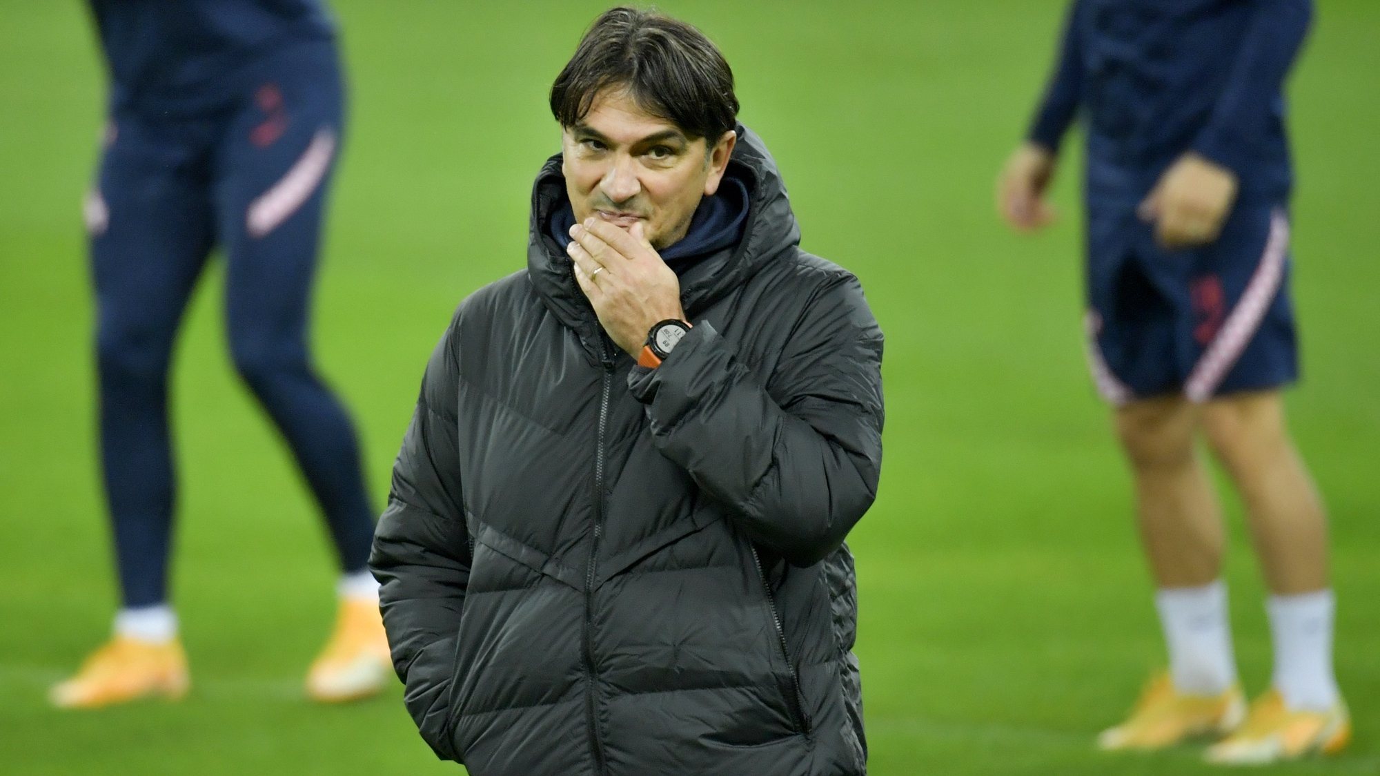 epa08818610 Head coach of Croatian national soccer team, Zlatko Dalic reacts during a training session on the eve of the UEFA Nations League group stage match between Sweden and Croatia at Friends Arena in Stockholm, Sweden, 13 November 2020.  EPA/Anders Wiklund SWEDEN OUT